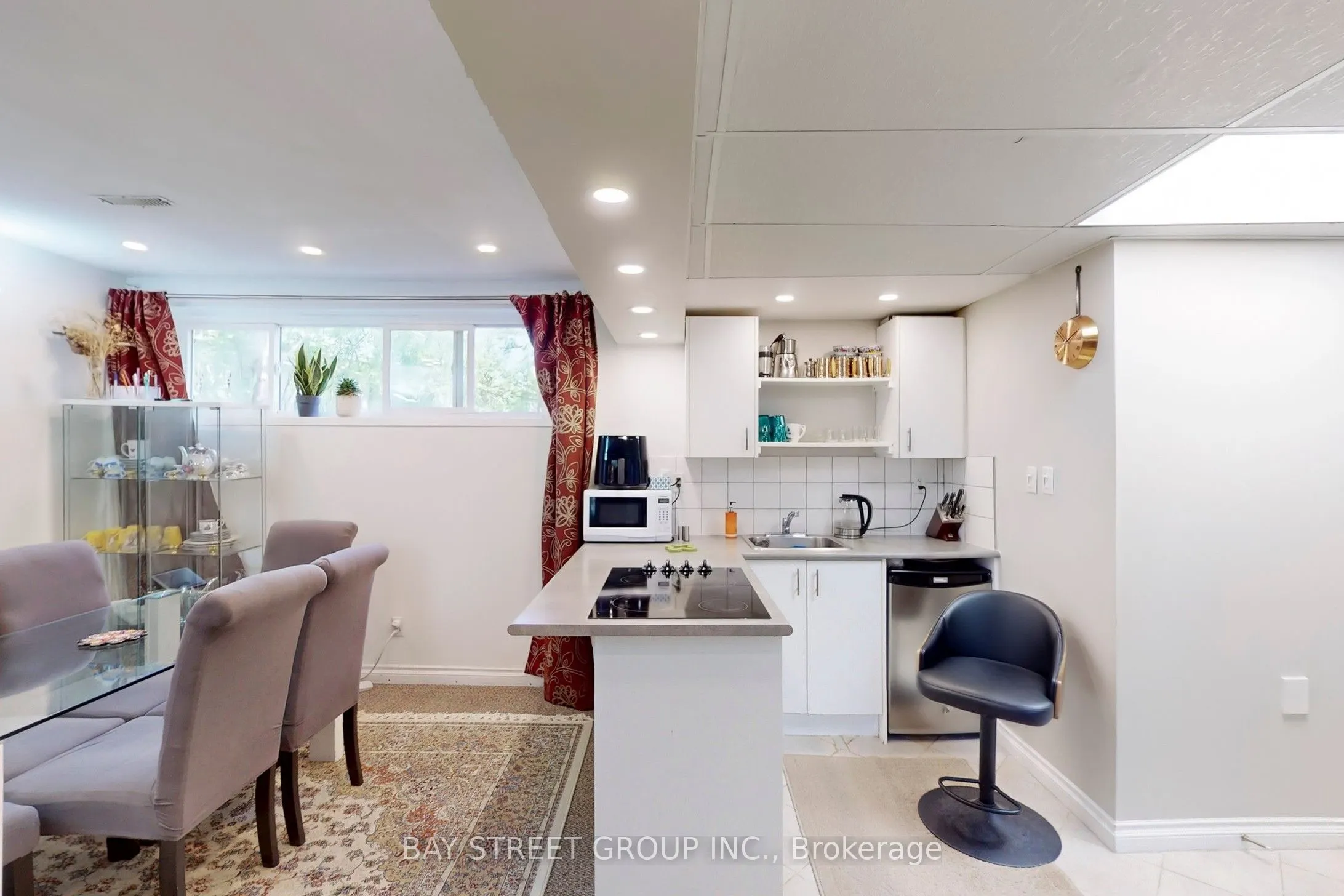 6119 Wabukayne Court