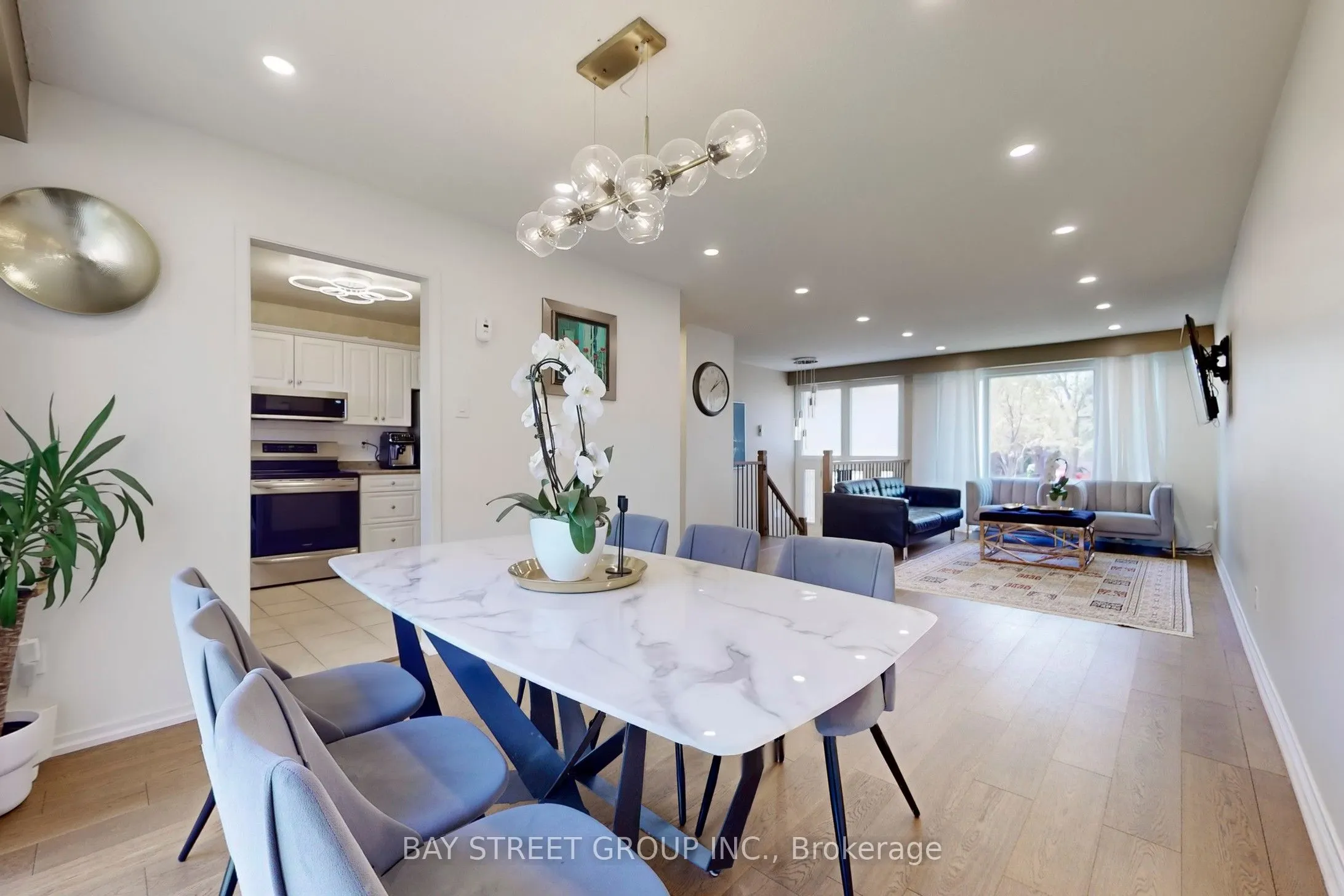 6119 Wabukayne Court