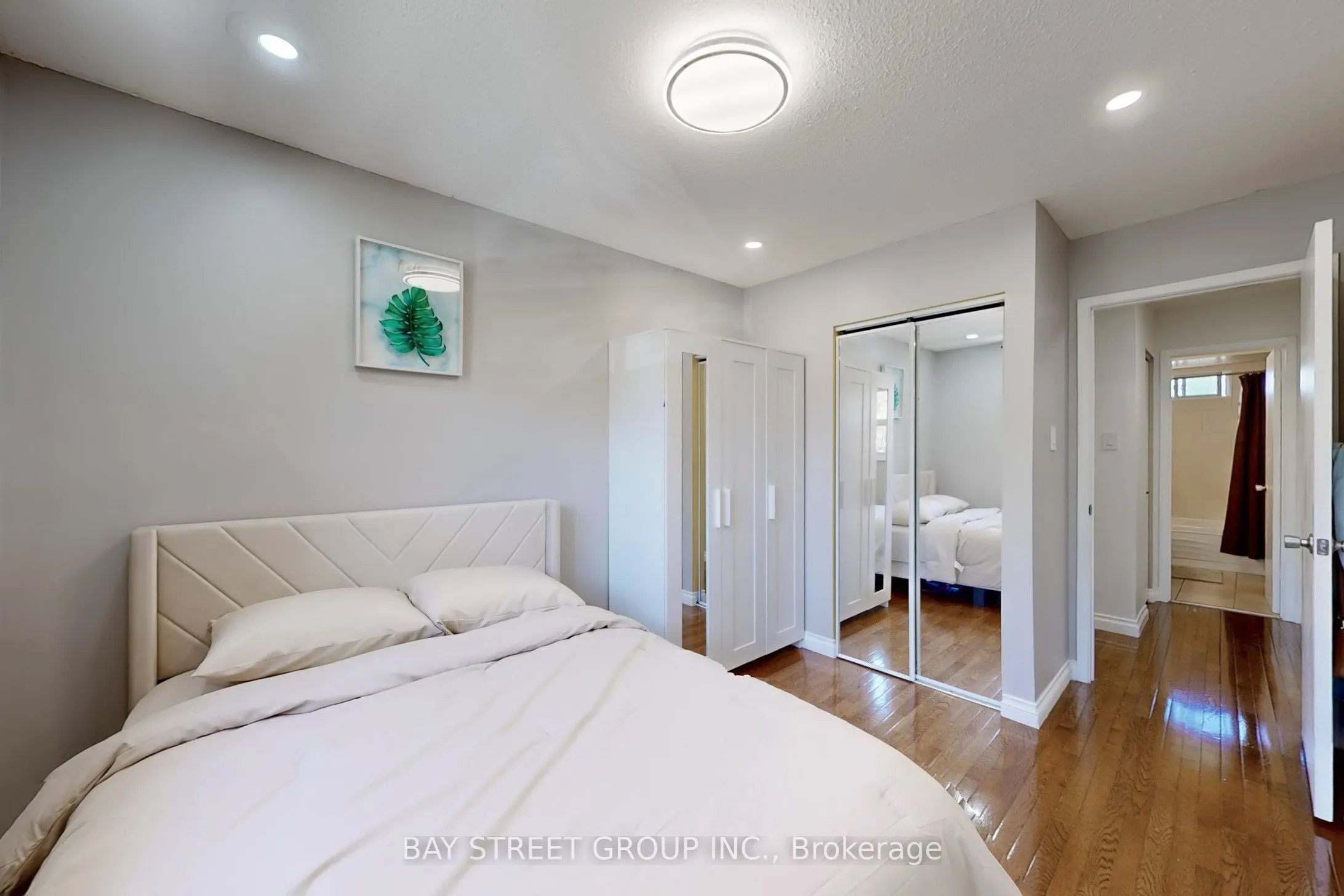 6119 Wabukayne Court