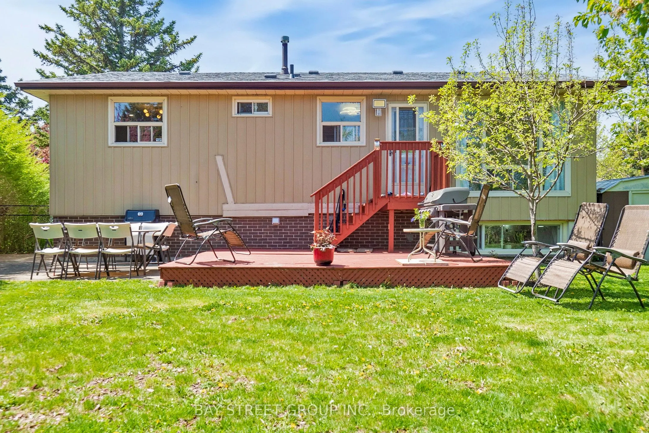 6119 Wabukayne Court