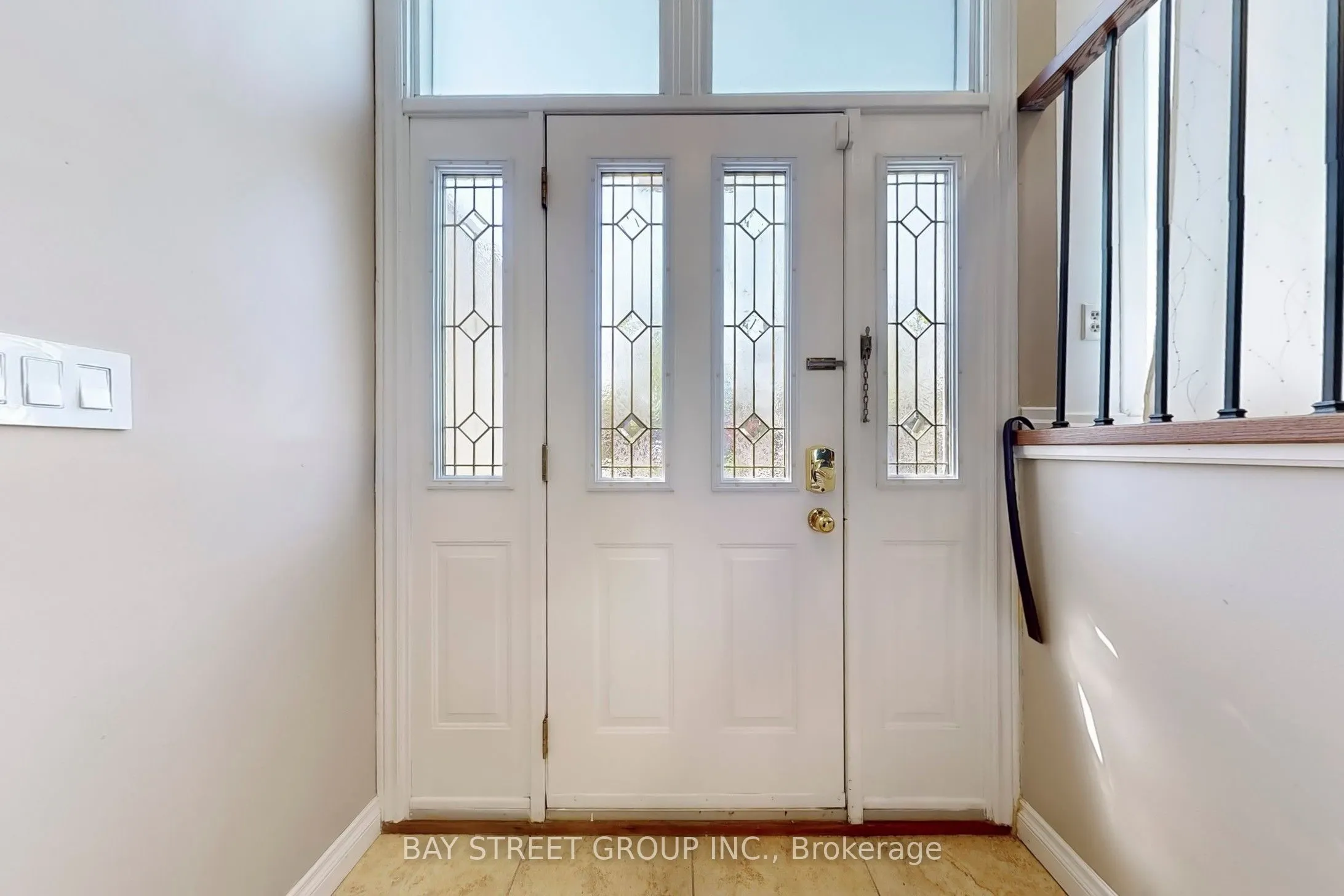 6119 Wabukayne Court