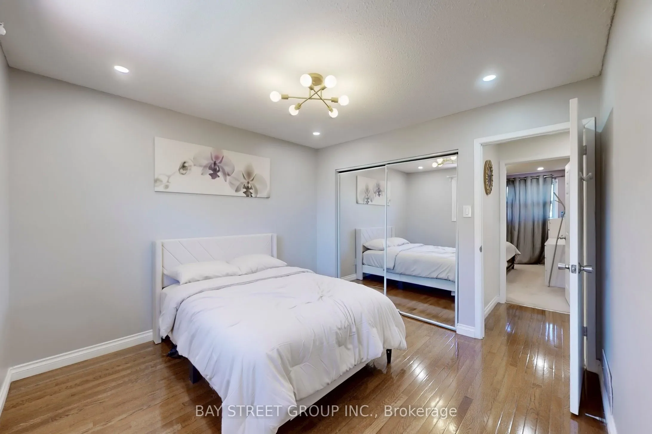 6119 Wabukayne Court