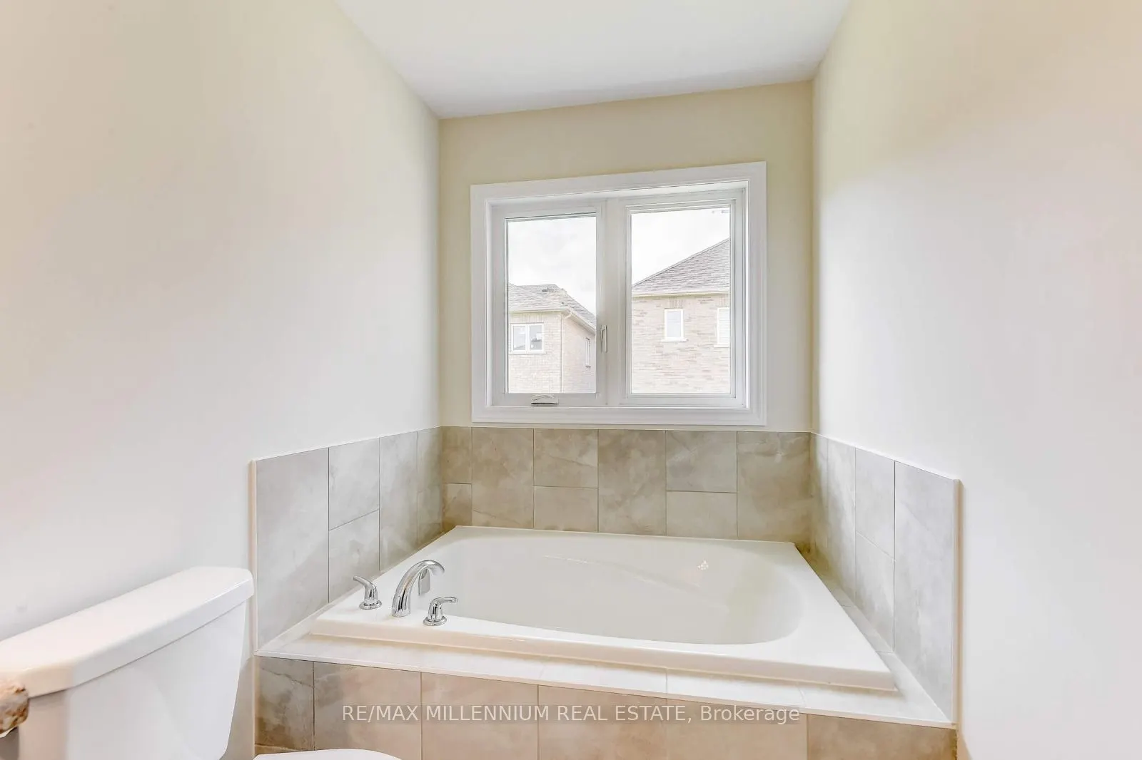 49 Frenchpark Circle