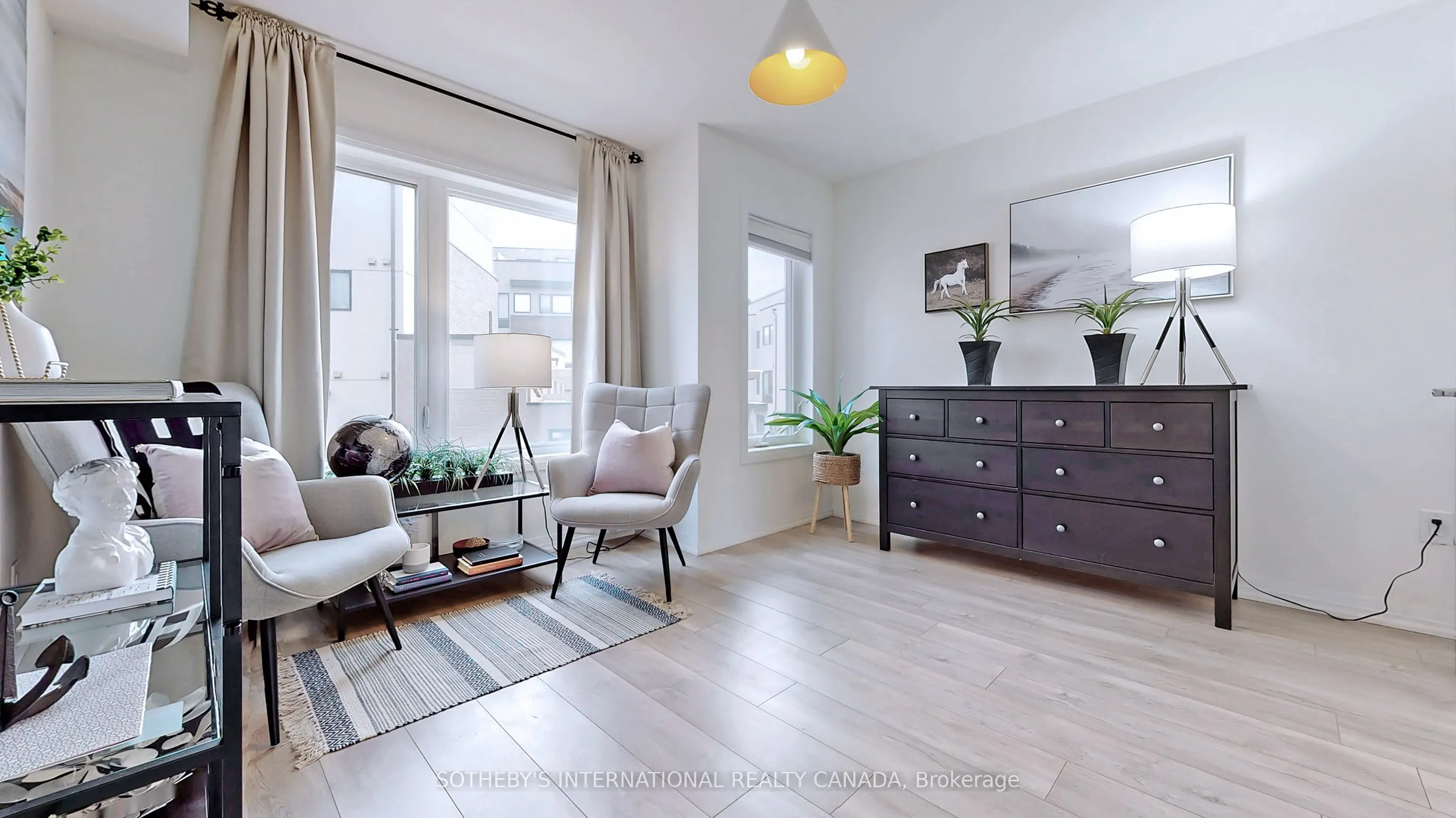 27 Thomas Mulholland Drive