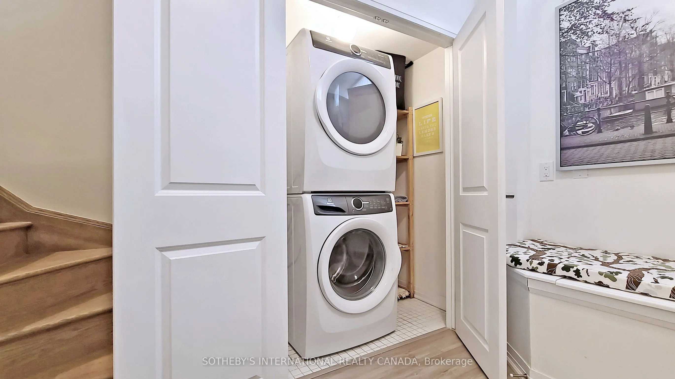 27 Thomas Mulholland Drive