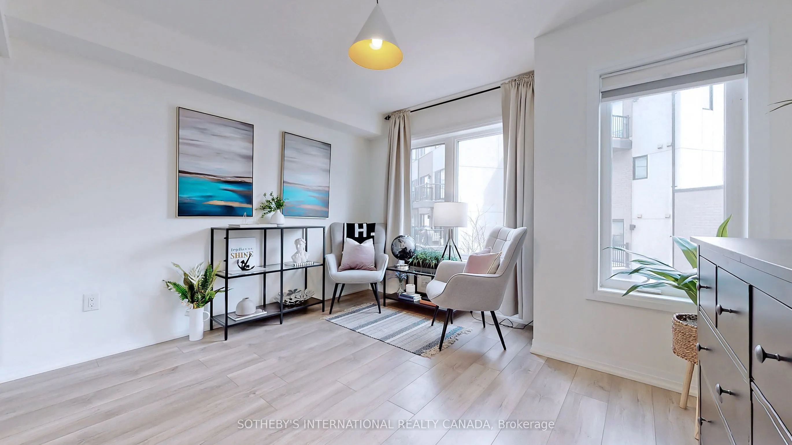 27 Thomas Mulholland Drive