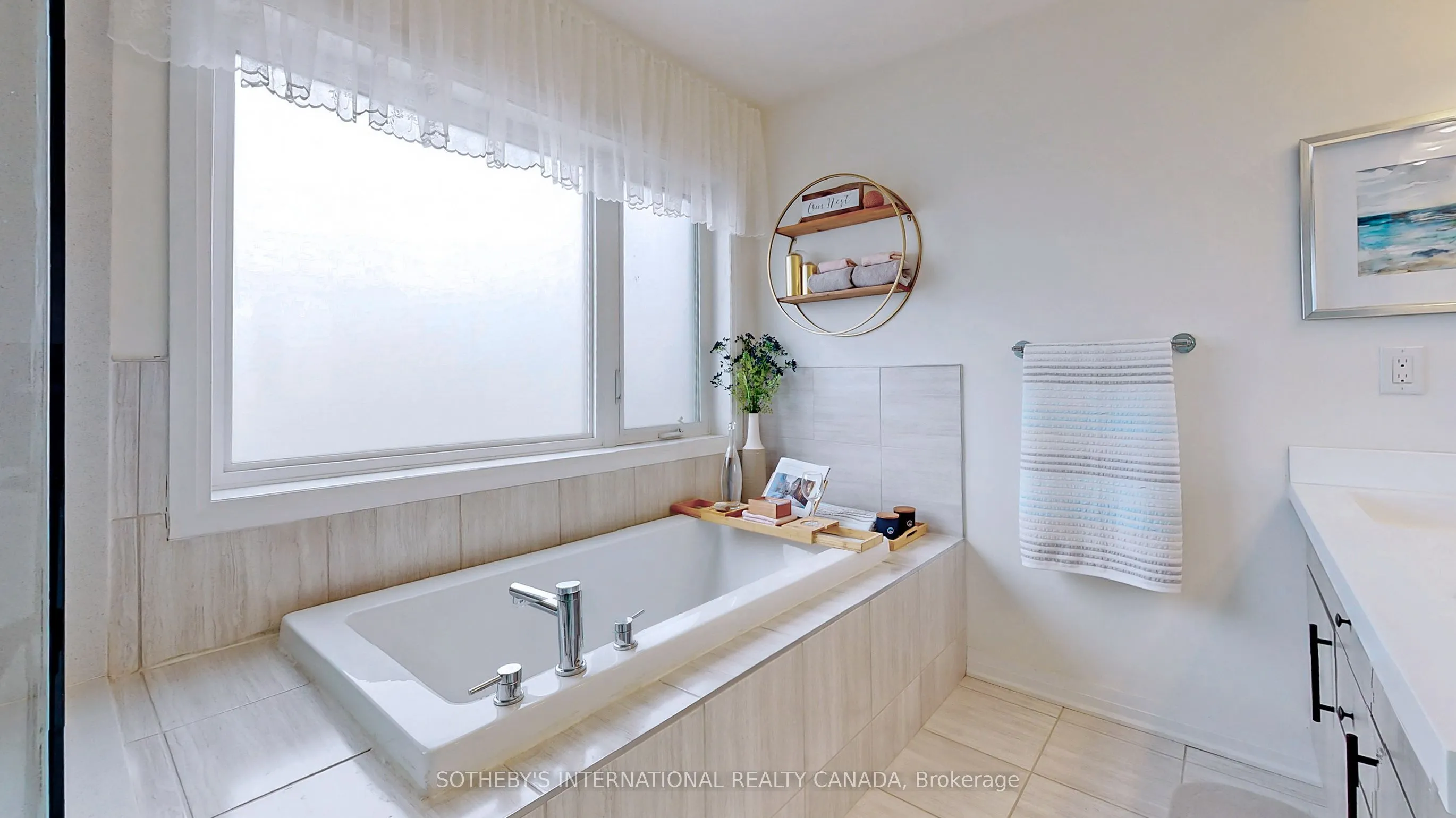 27 Thomas Mulholland Drive