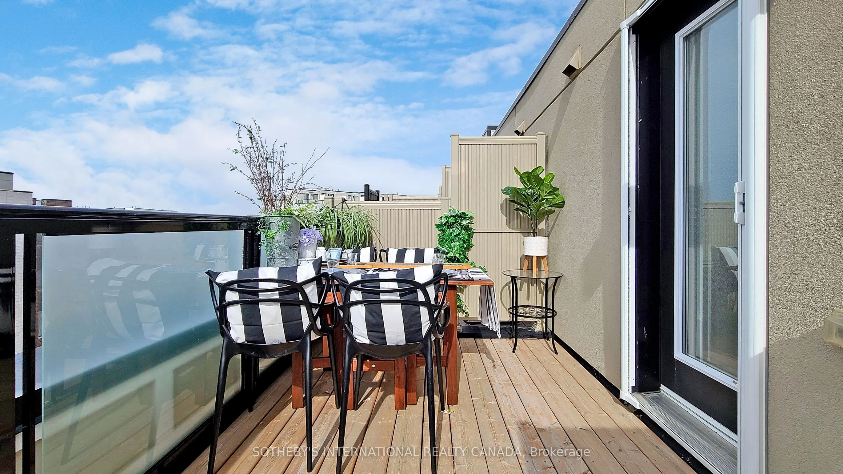 27 Thomas Mulholland Drive