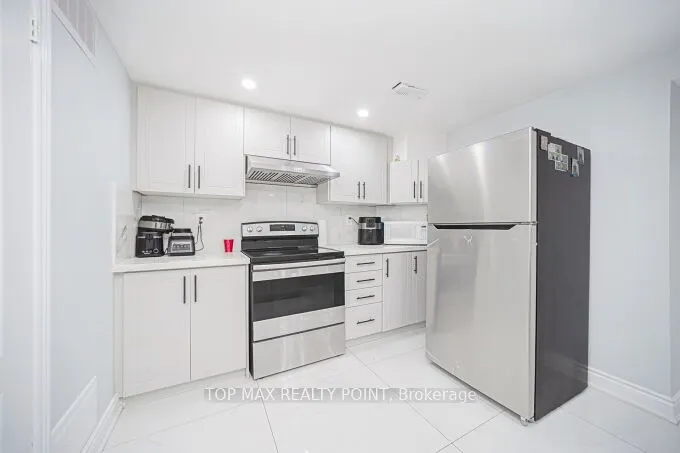 38 Hillpath Crescent