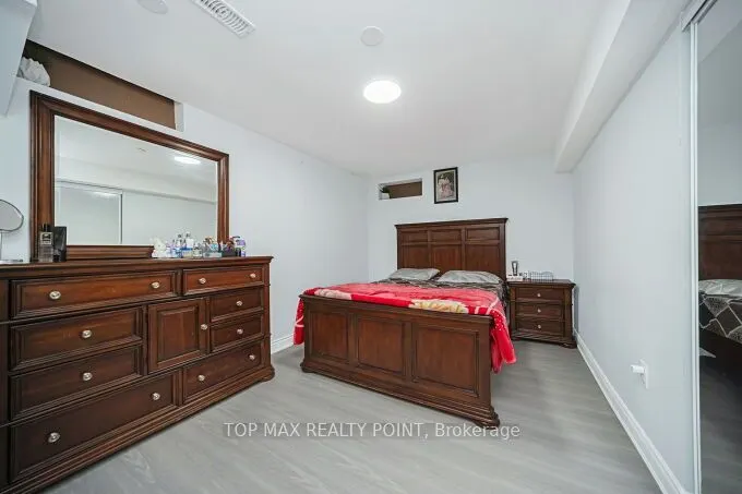 38 Hillpath Crescent