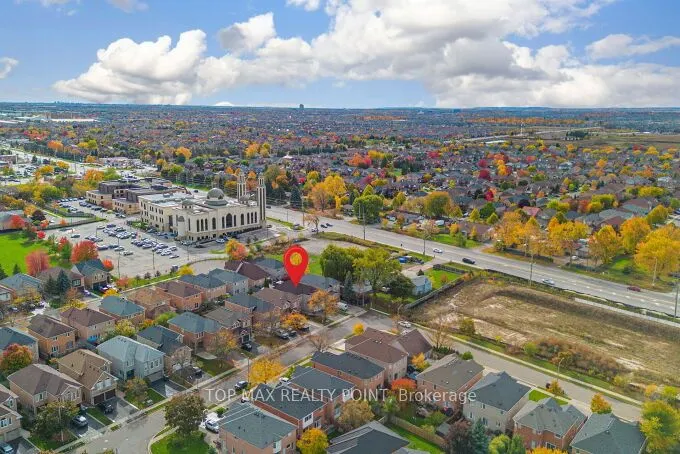 38 Hillpath Crescent