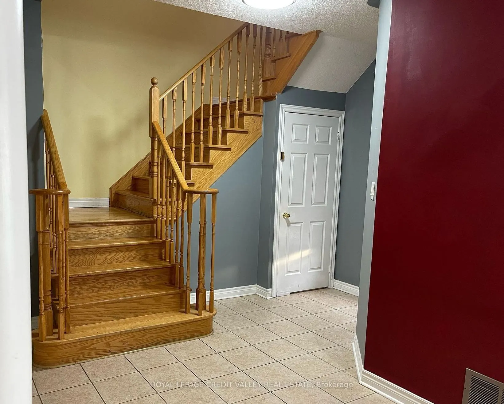 33 Fairlawn Boulevard