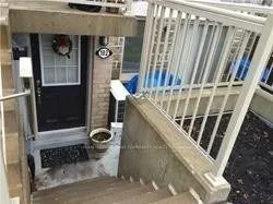 20 Foundry Avenue, #102