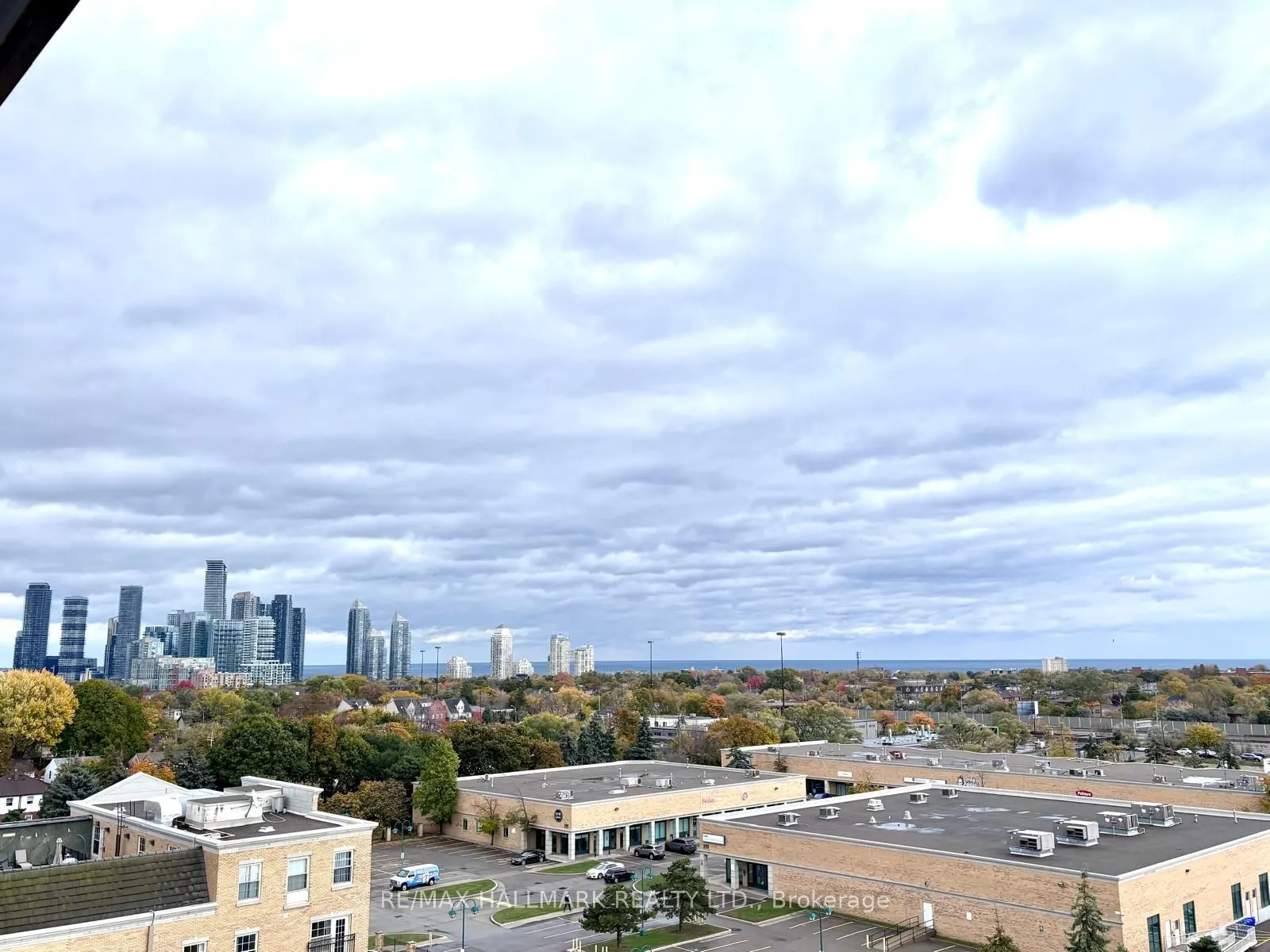 801 The Queensway, #809