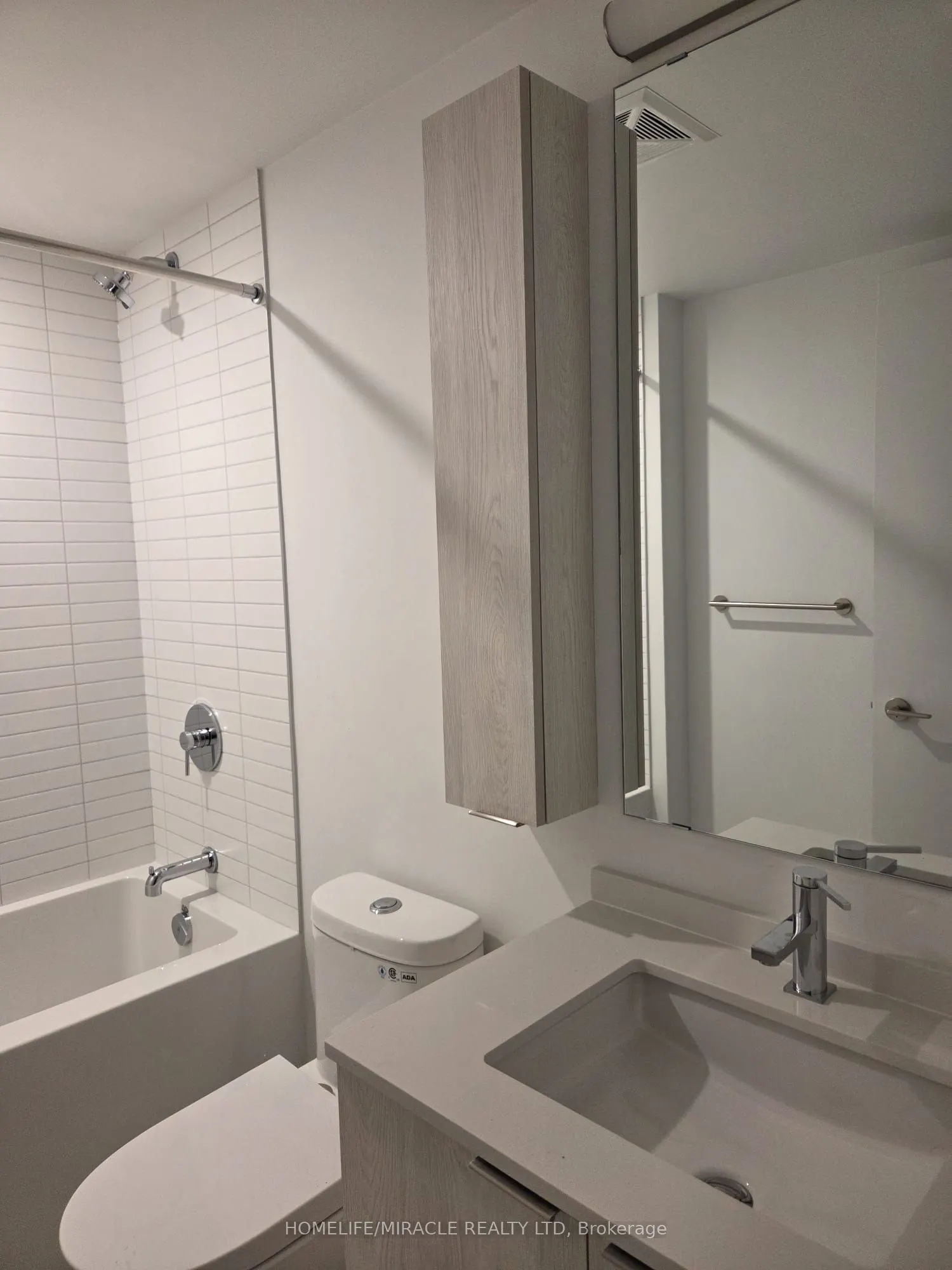 3009 Novar Road, #202