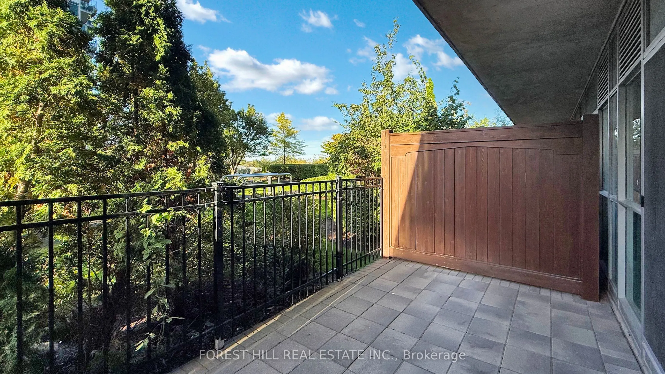 165 Legion Road N, #434