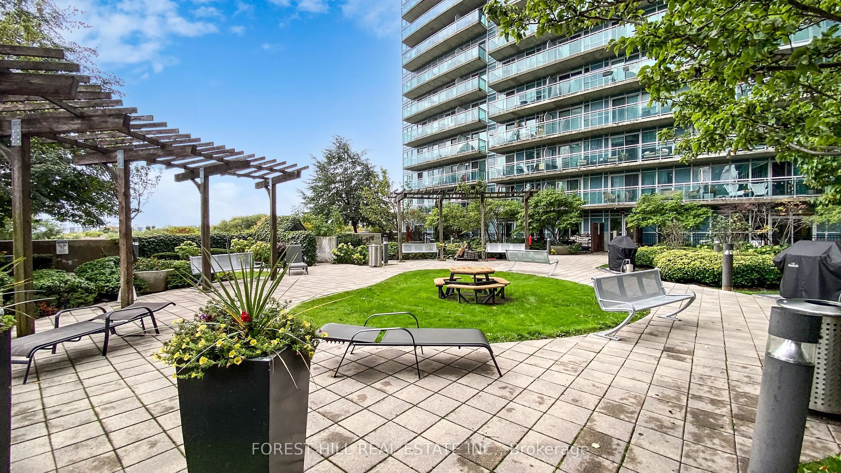 165 Legion Road N, #434