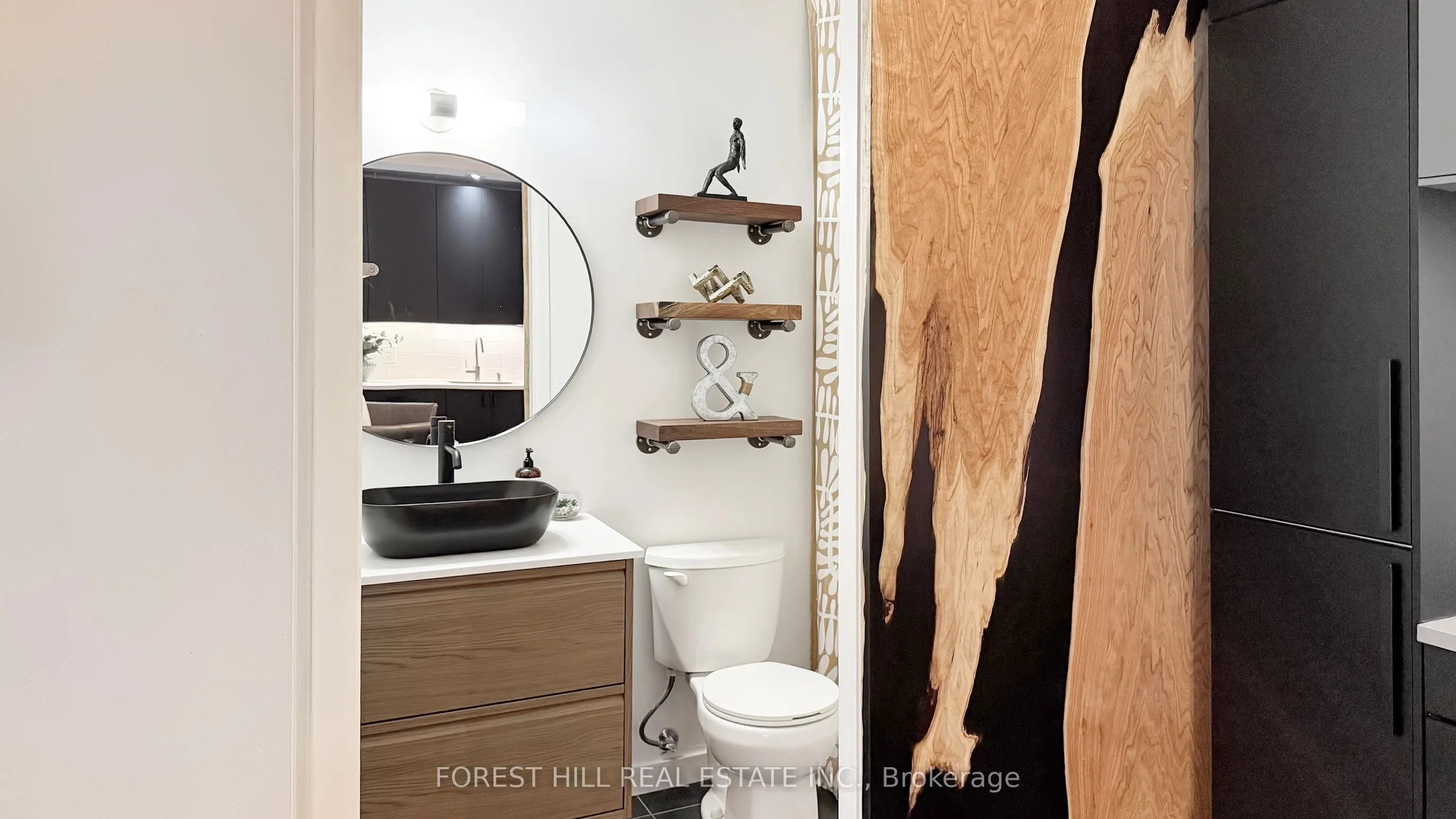 165 Legion Road N, #434