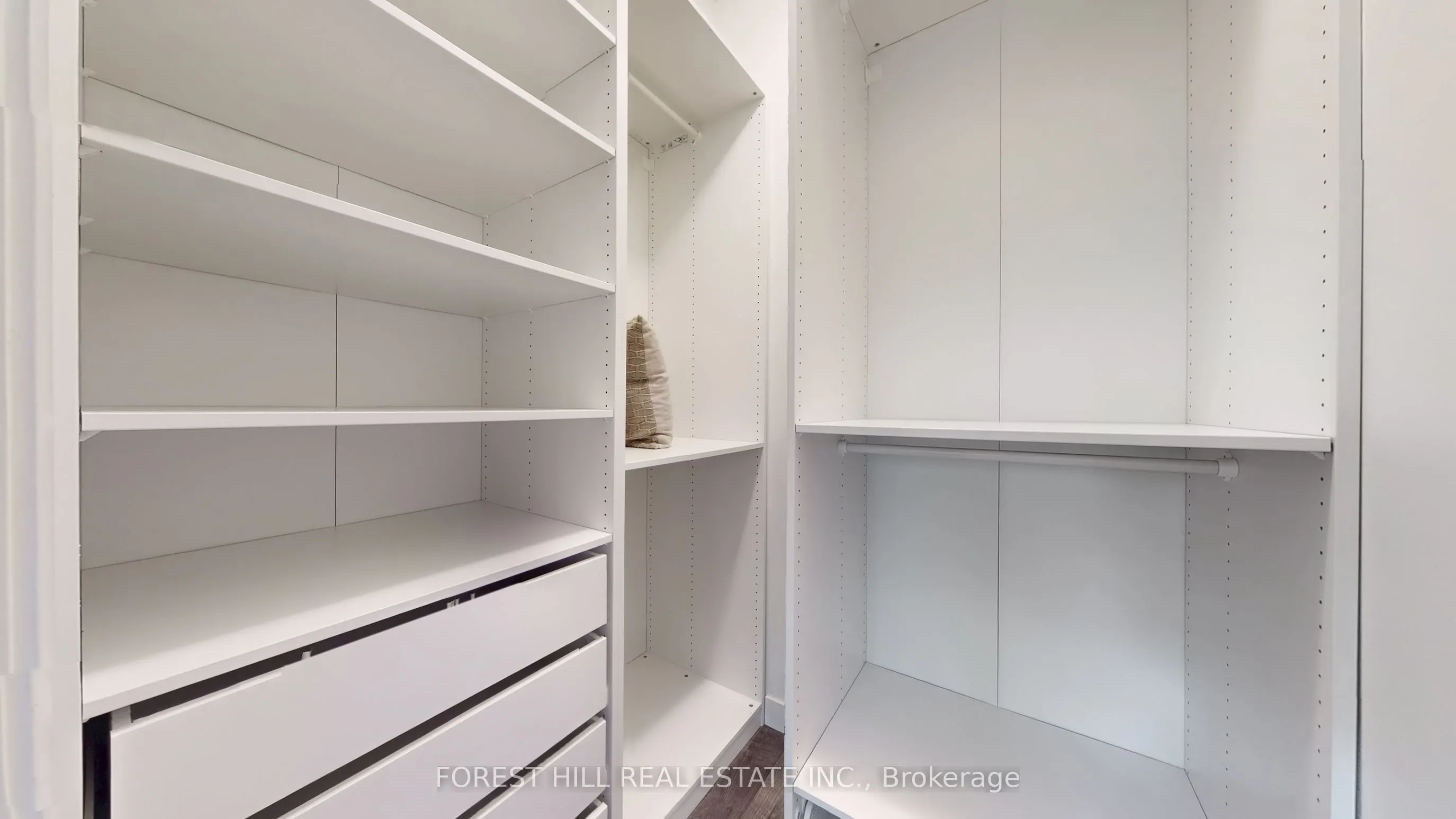 165 Legion Road N, #434