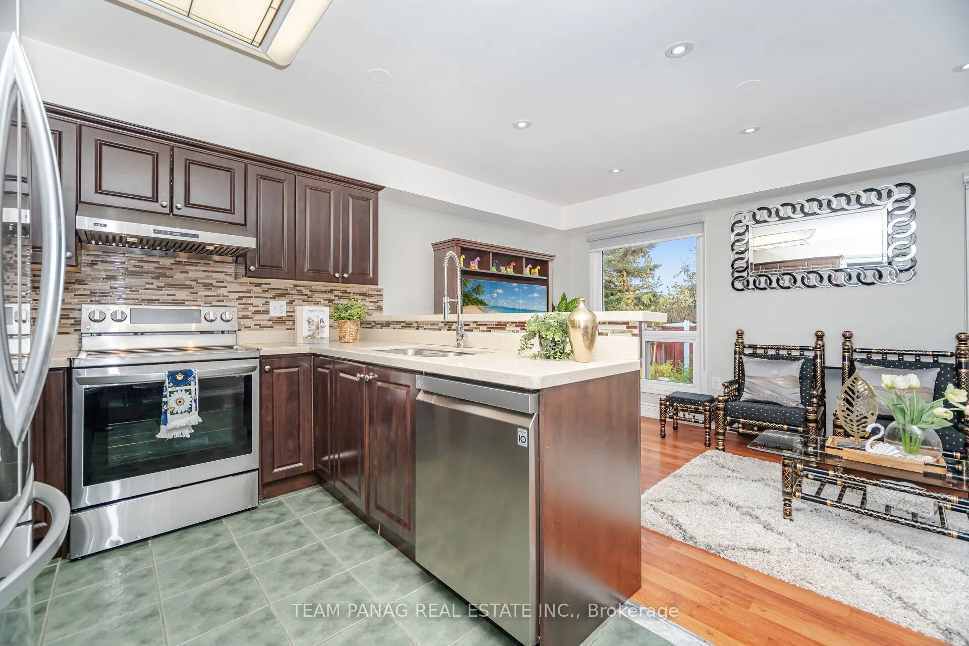 19 Mount Fuji Crescent