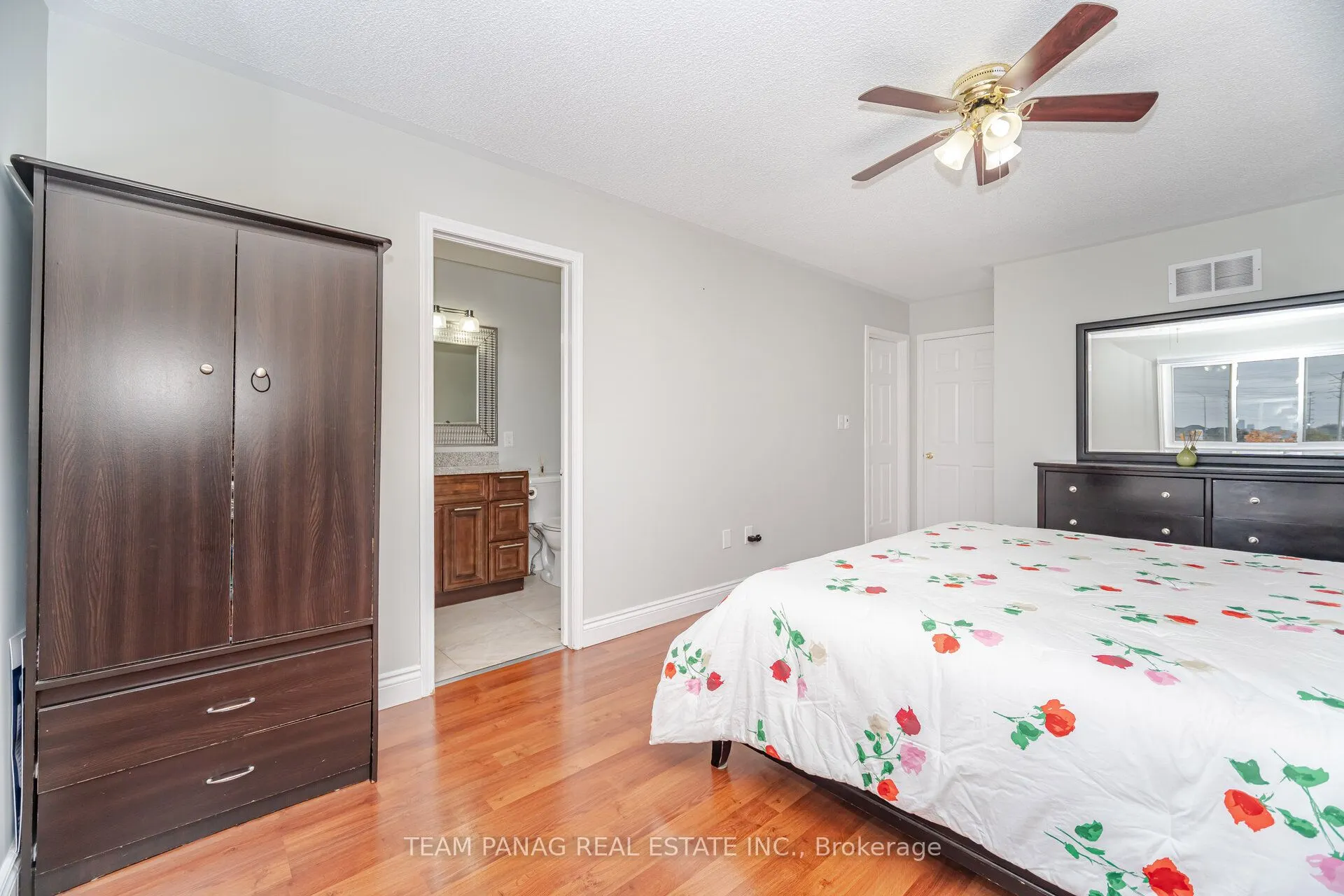 19 Mount Fuji Crescent