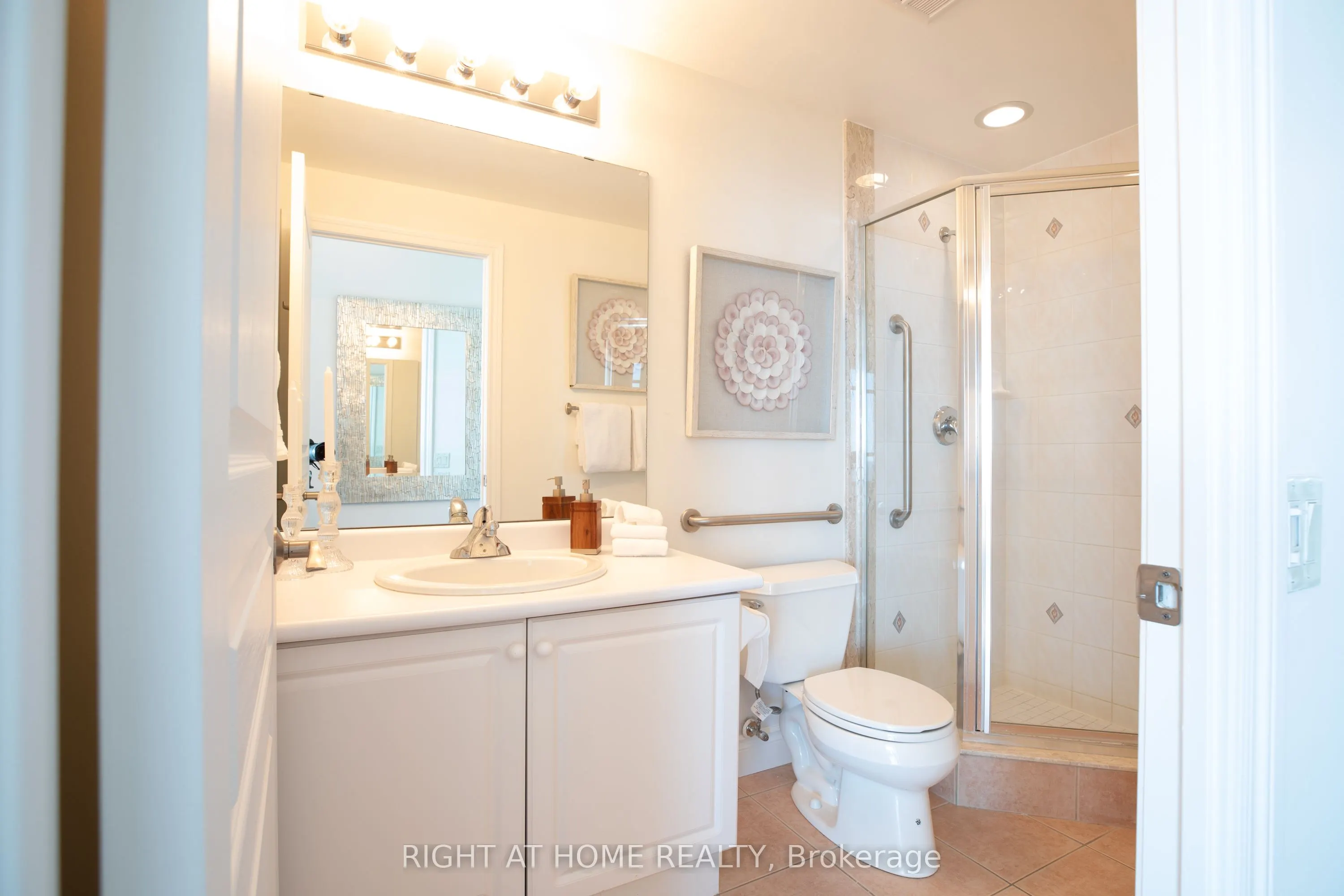 5 Marine Parade Drive, #605