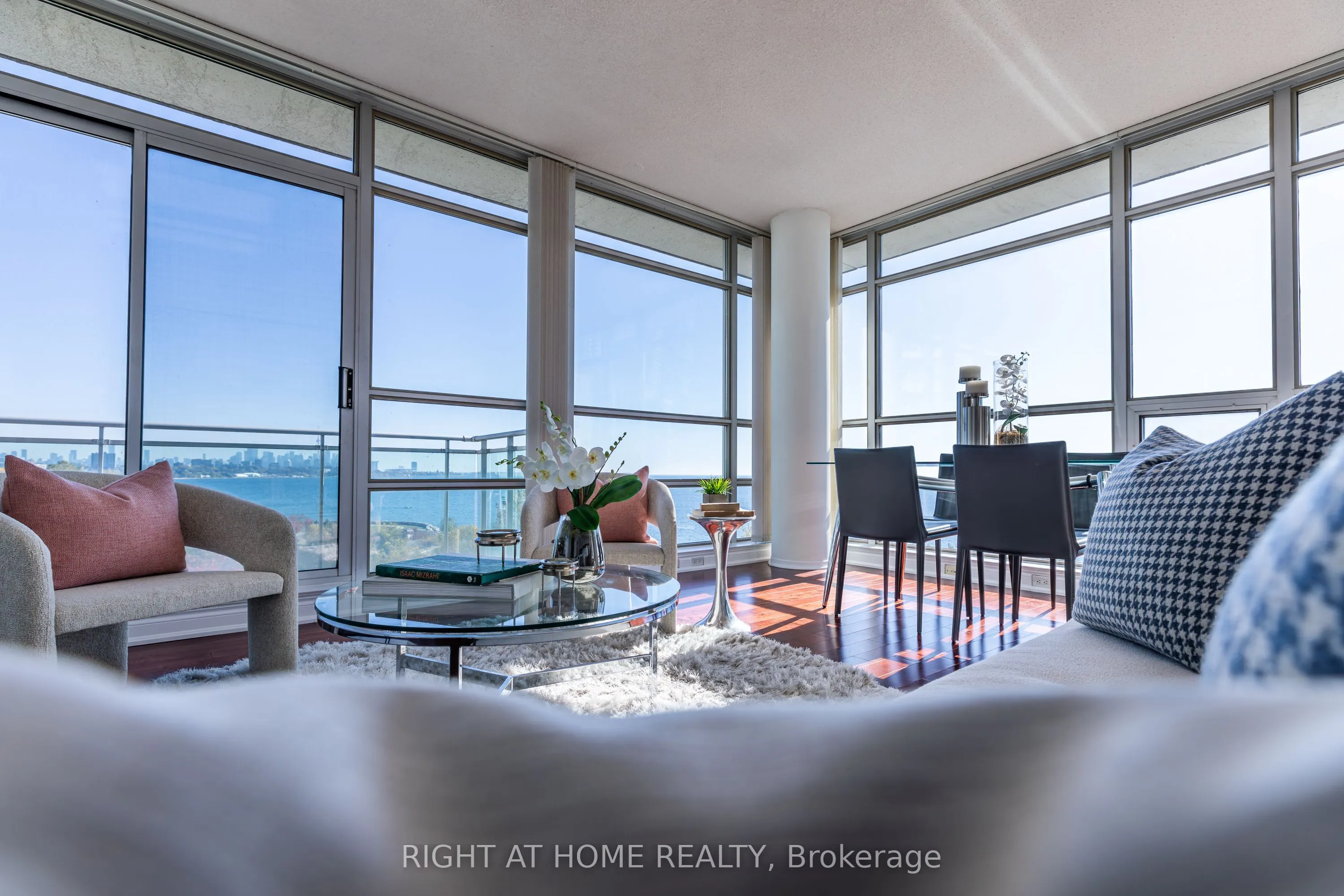 5 Marine Parade Drive, #605