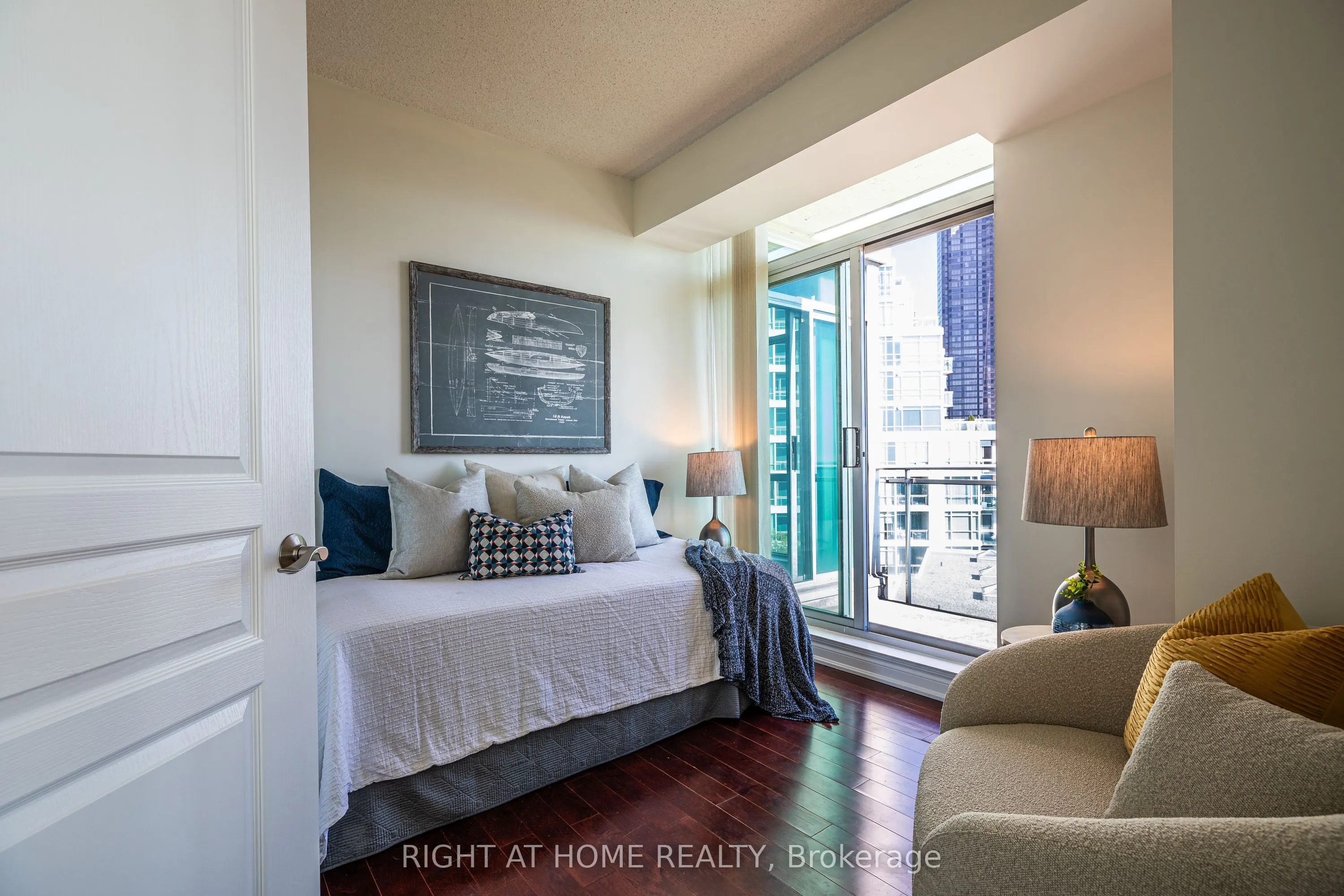 5 Marine Parade Drive, #605