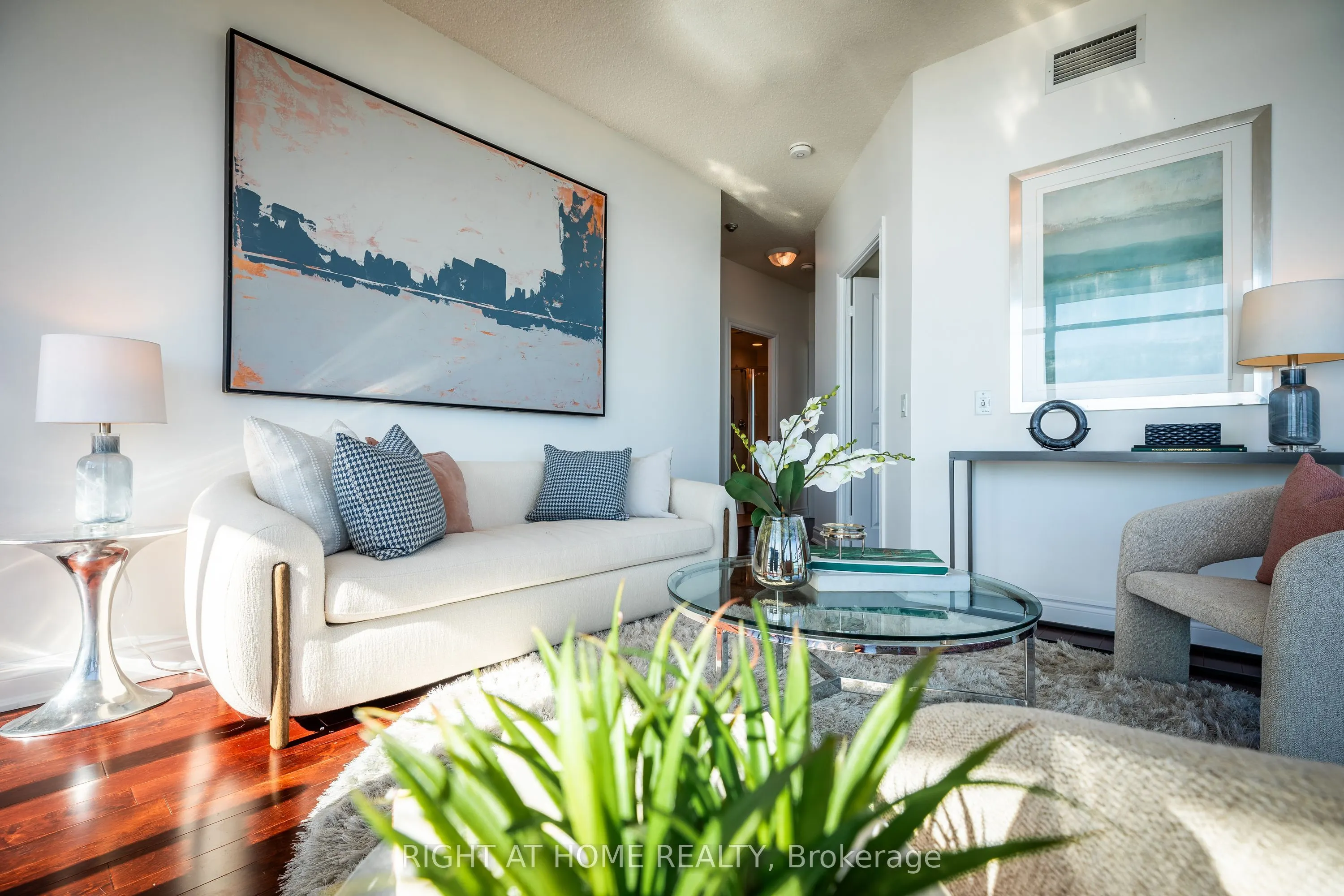 5 Marine Parade Drive, #605