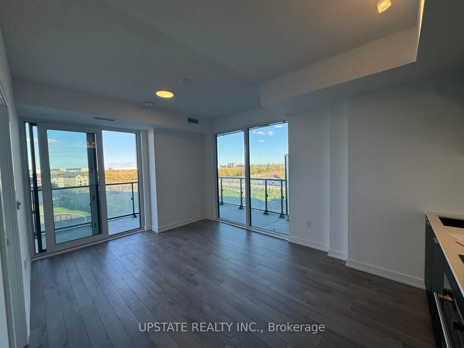 15 Skyridge Drive, #322