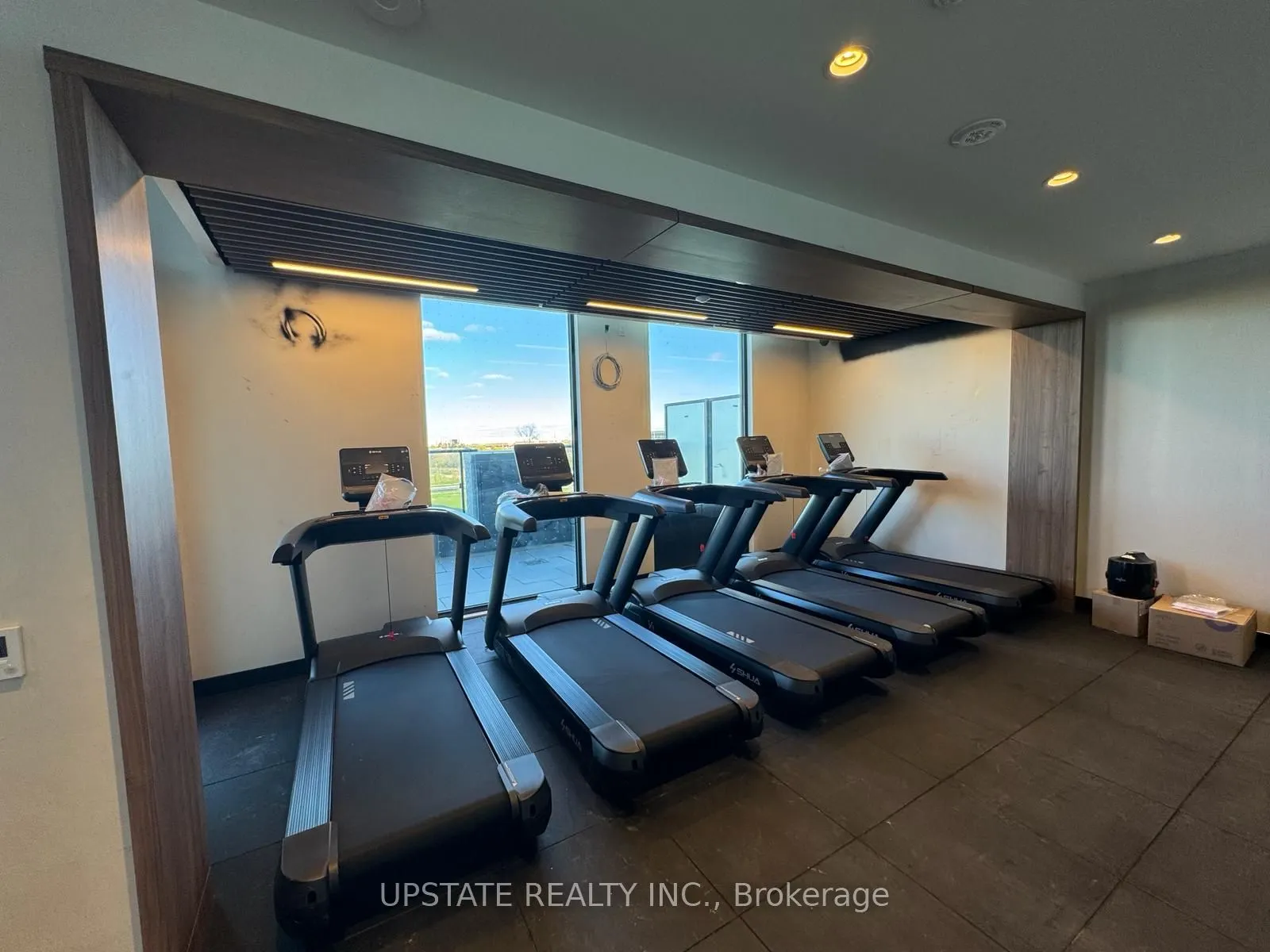 15 Skyridge Drive, #322