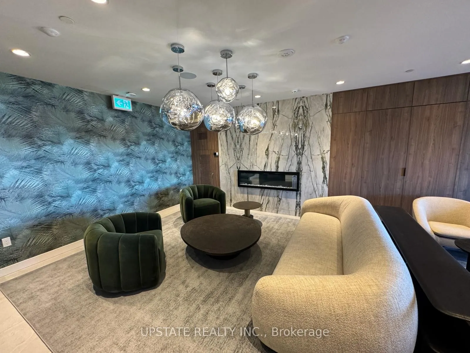 15 Skyridge Drive, #322