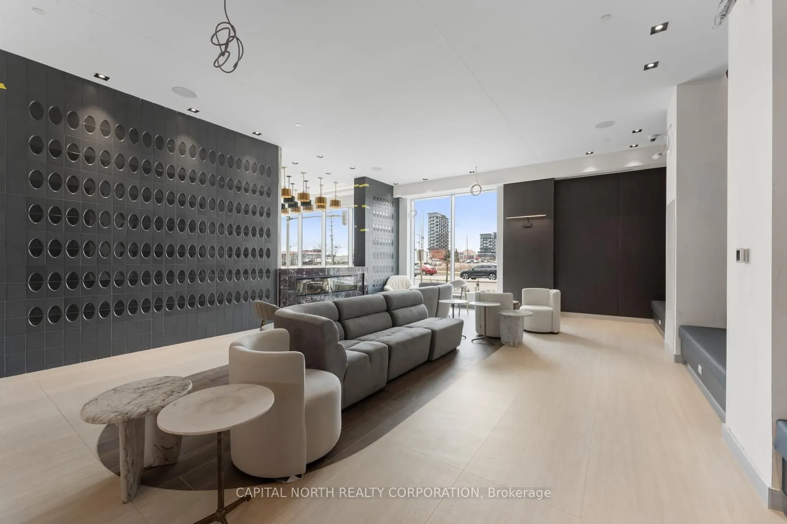 412 Silver Maple Road, #422