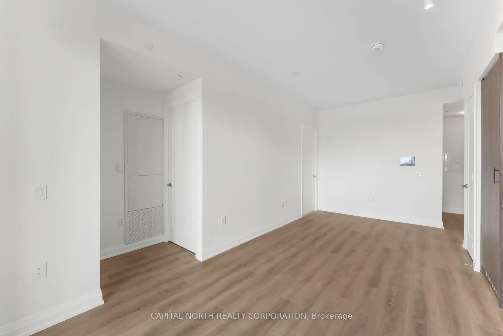 412 Silver Maple Road, #422