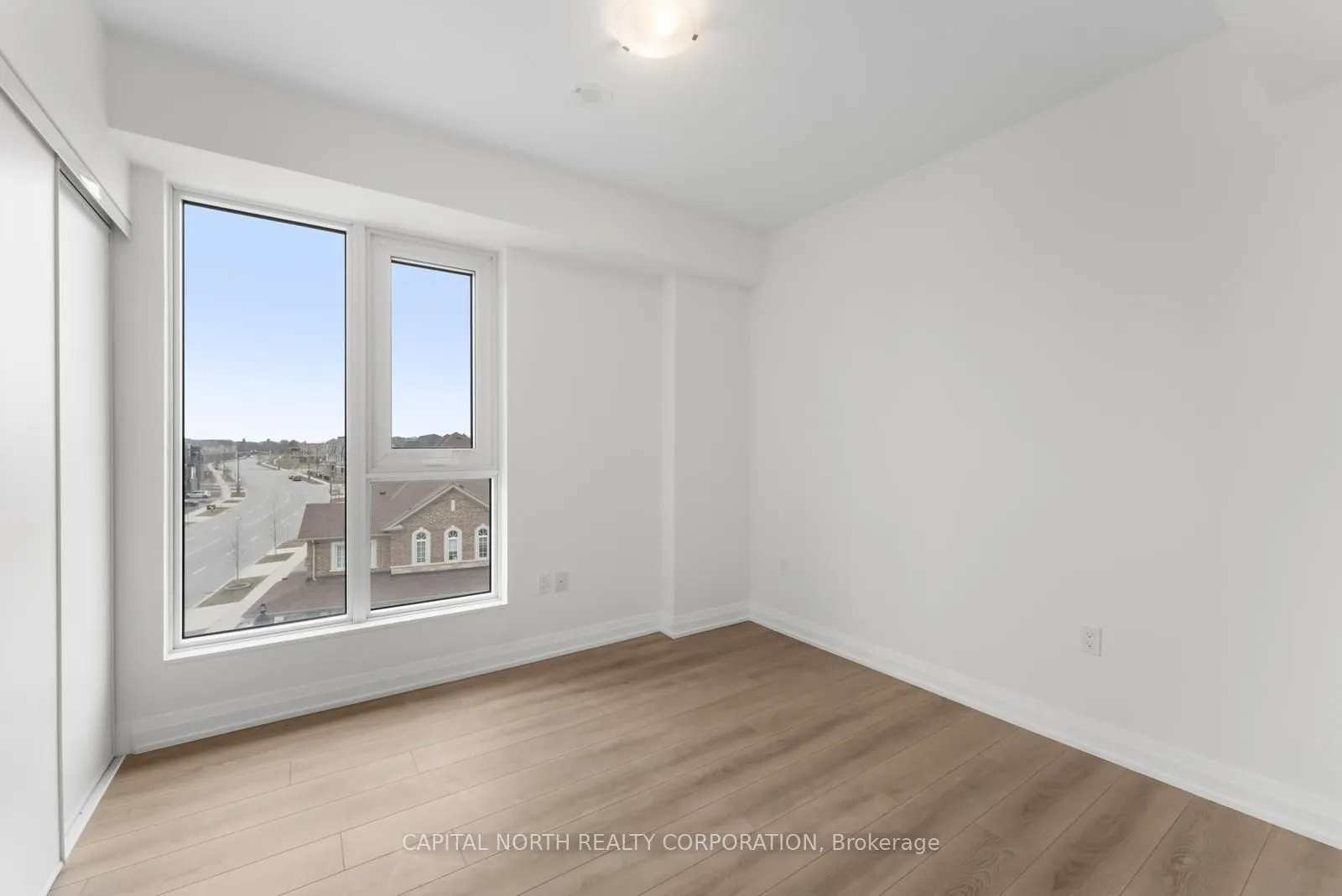 412 Silver Maple Road, #422