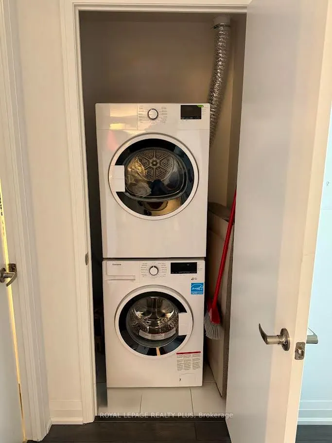 30 Gibbs Road, #2803