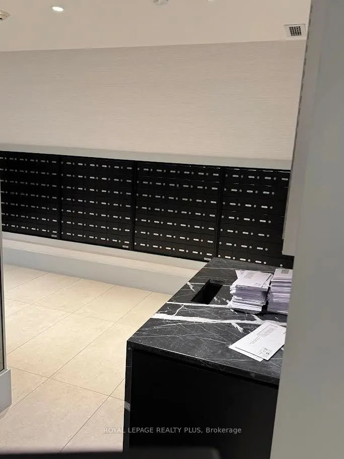 30 Gibbs Road, #2803