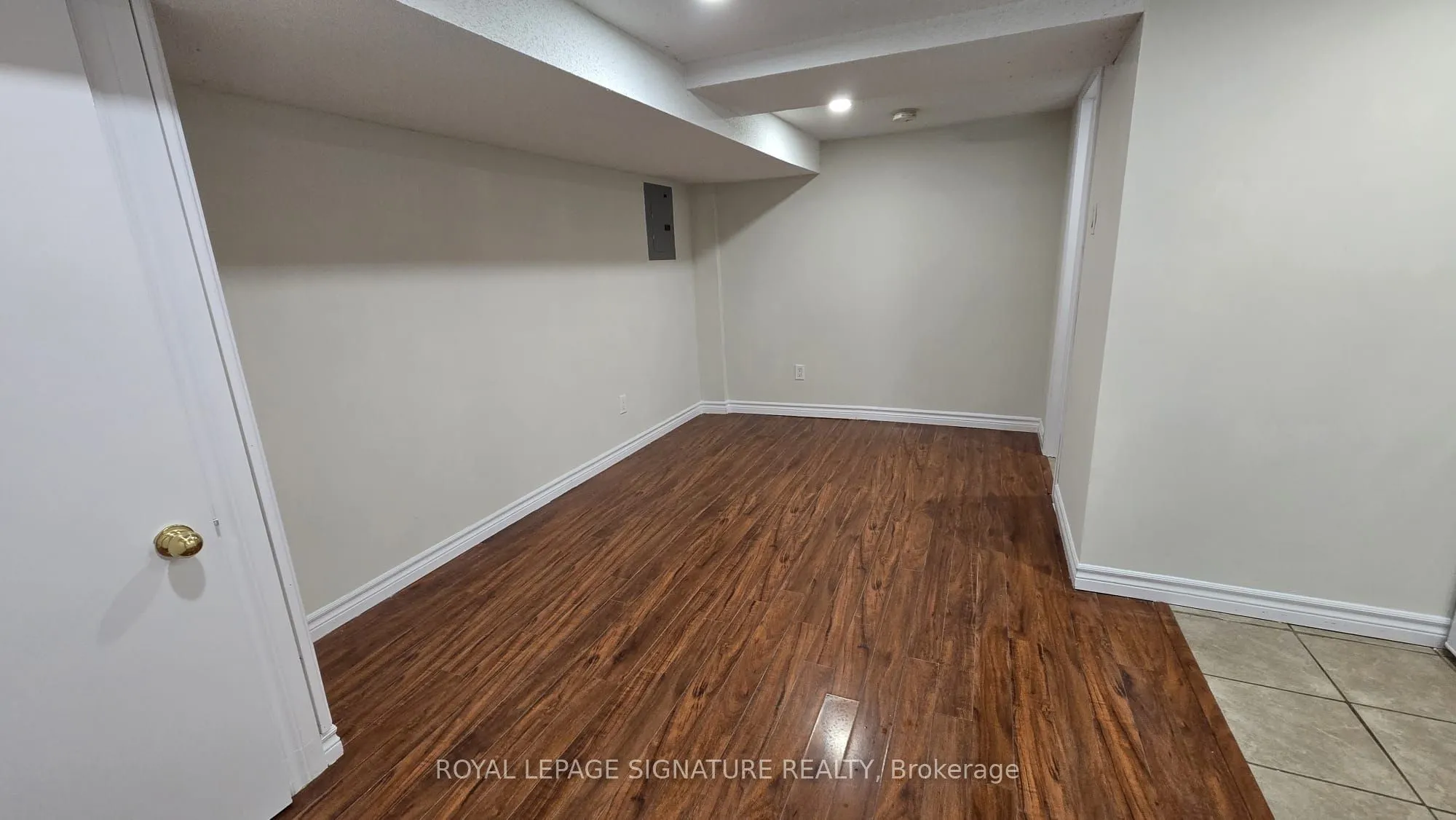 3661 Lakeshore Boulevard W, #Lower #3