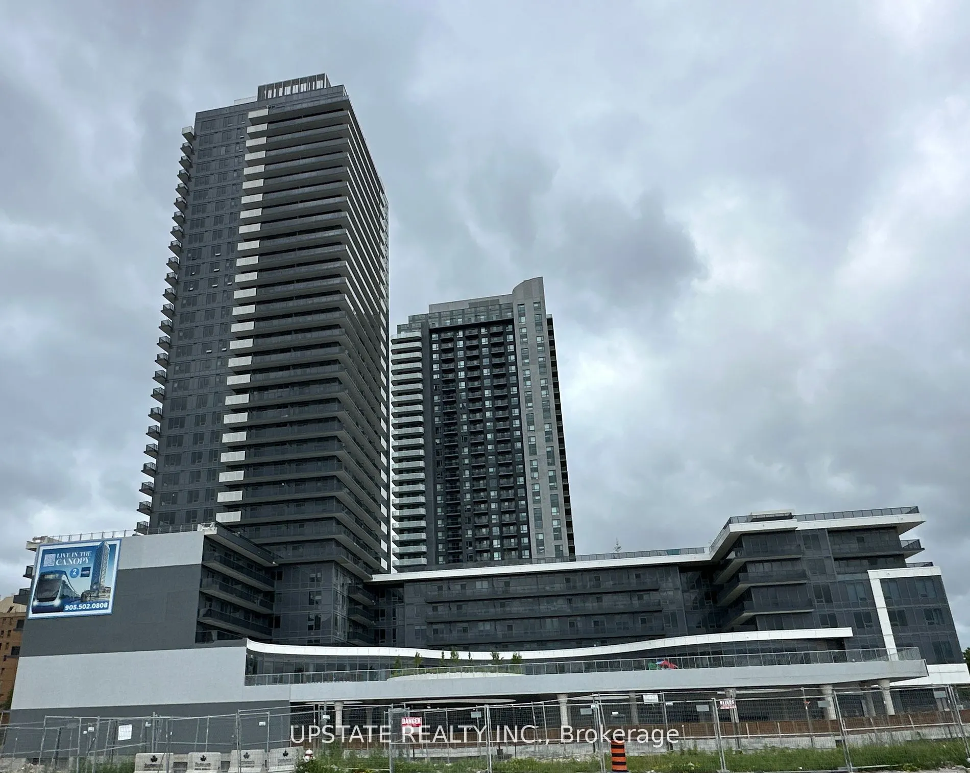 5105 Hurontario Street, #911