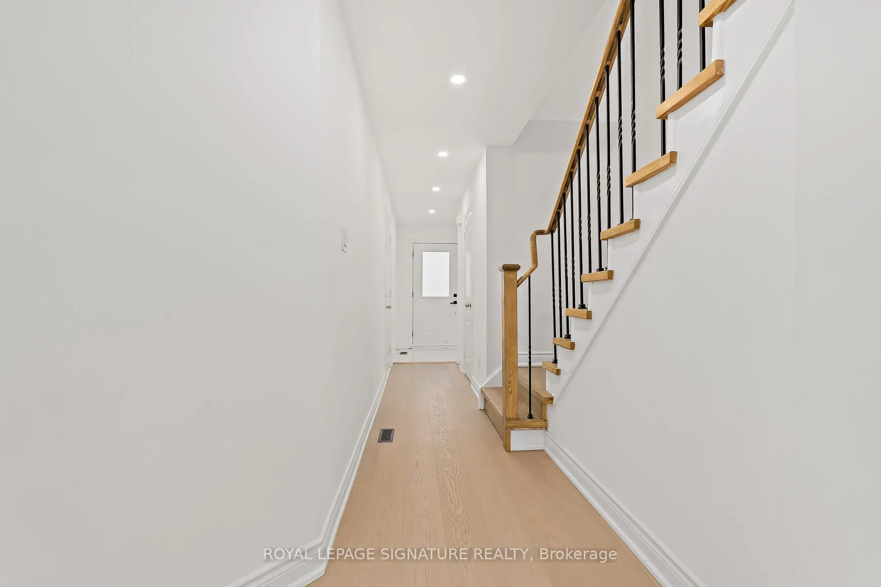 1130 Westview Terrace