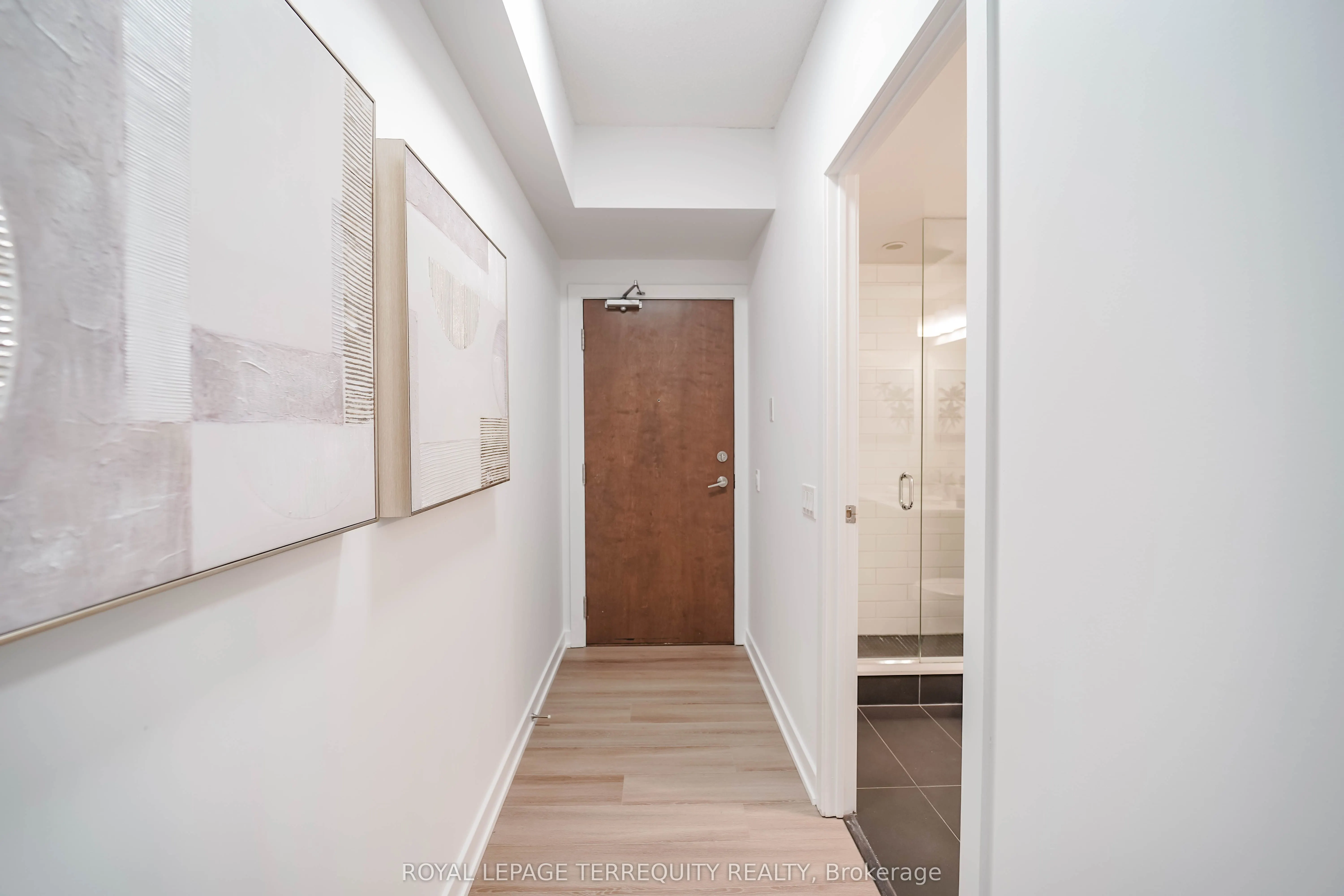 2200 Lakeshore Boulevard W, #4007