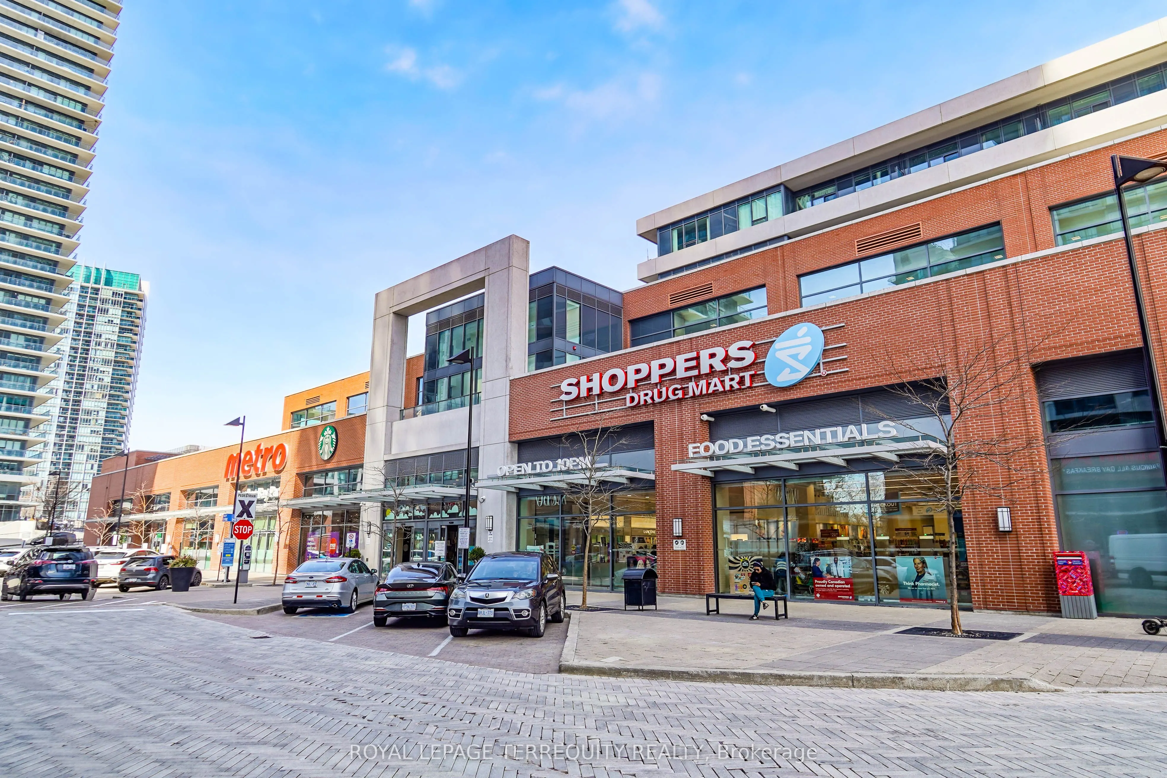 2200 Lakeshore Boulevard W, #4007