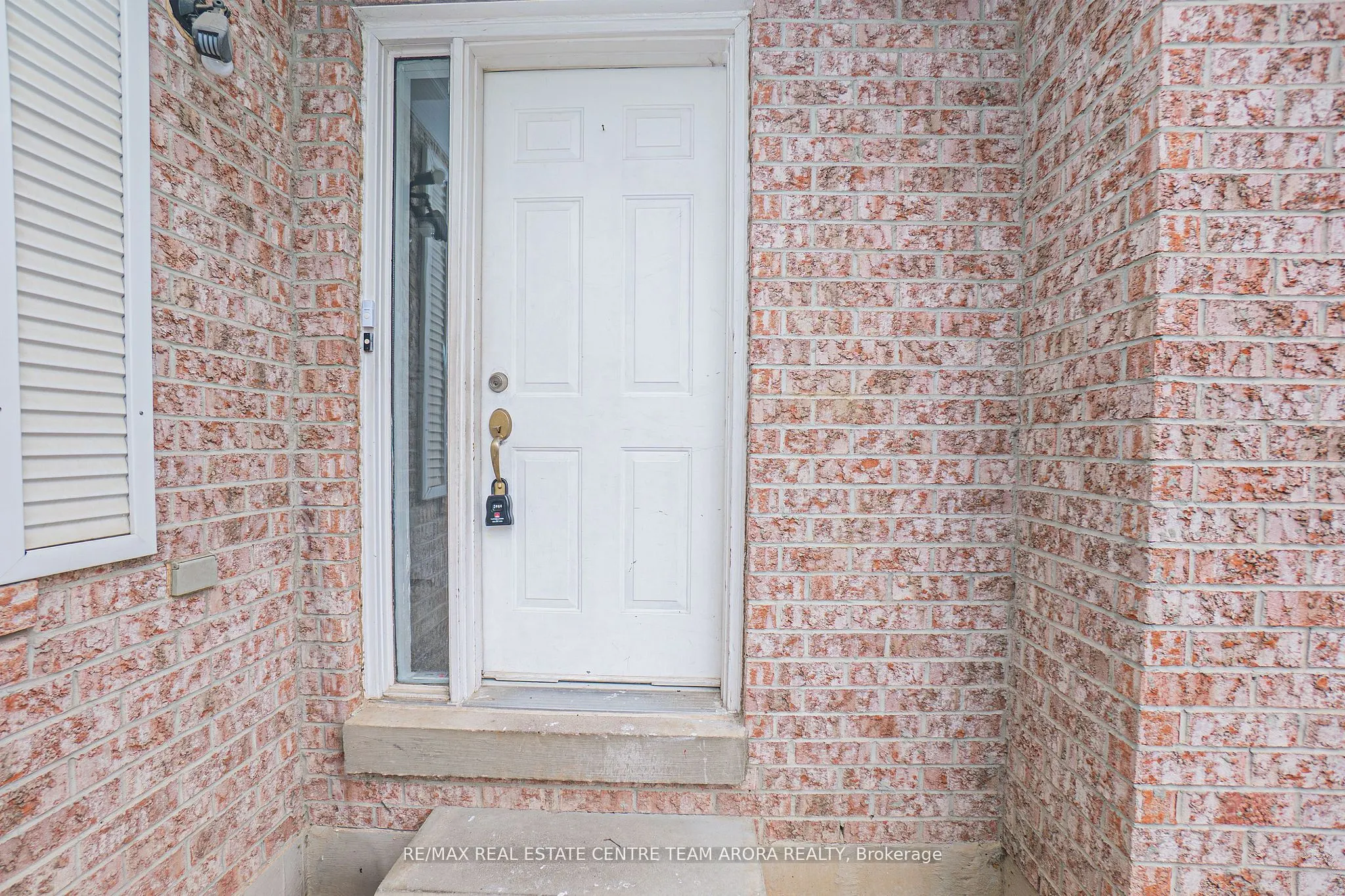 82 Mullis Crescent, #Main & 2nd