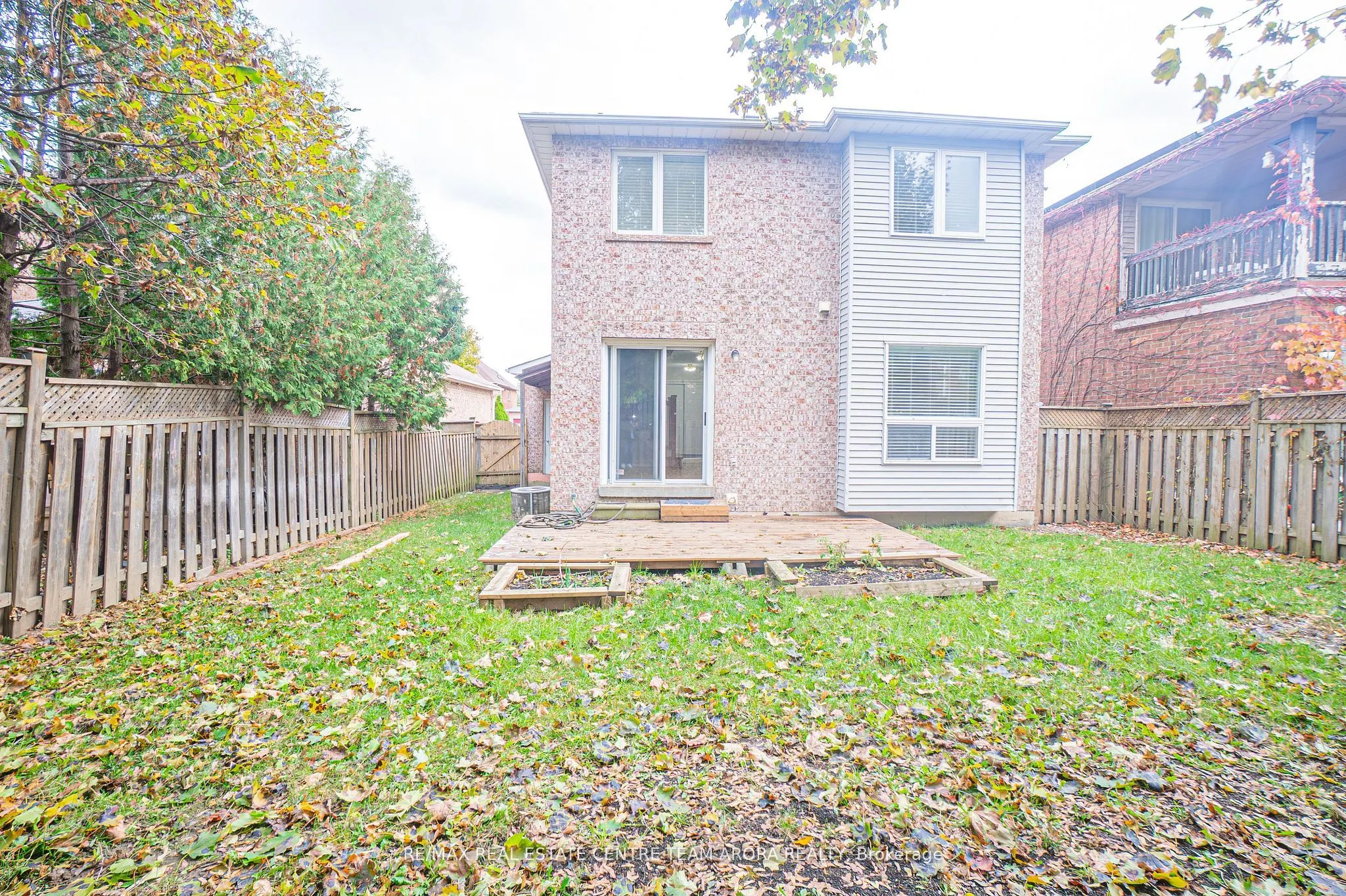 82 Mullis Crescent, #Main & 2nd