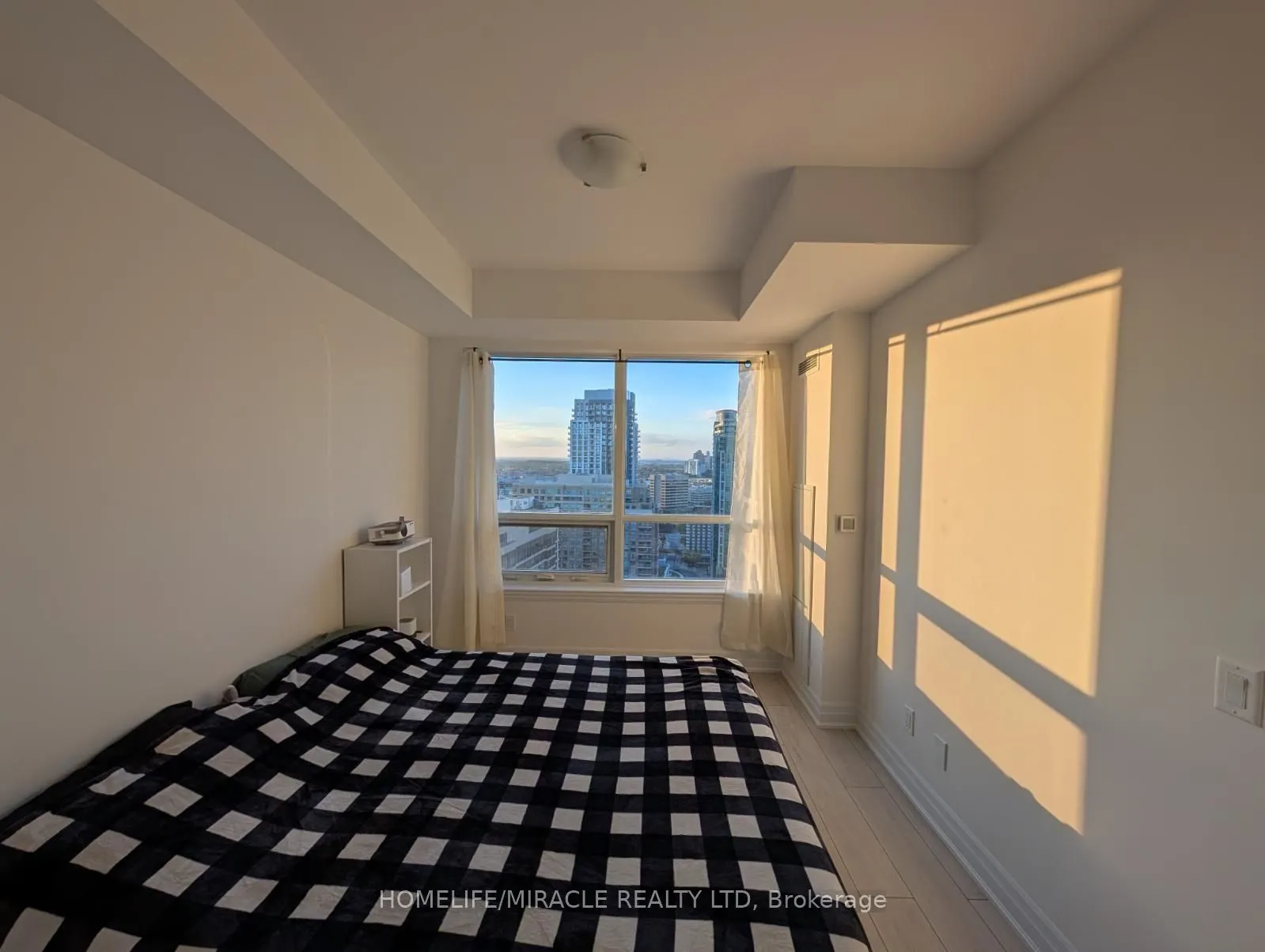 30 Elm Drive W, #2601