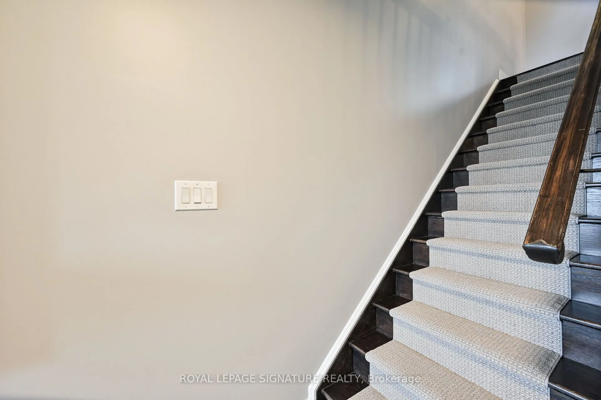 1809 Pagehurst Avenue