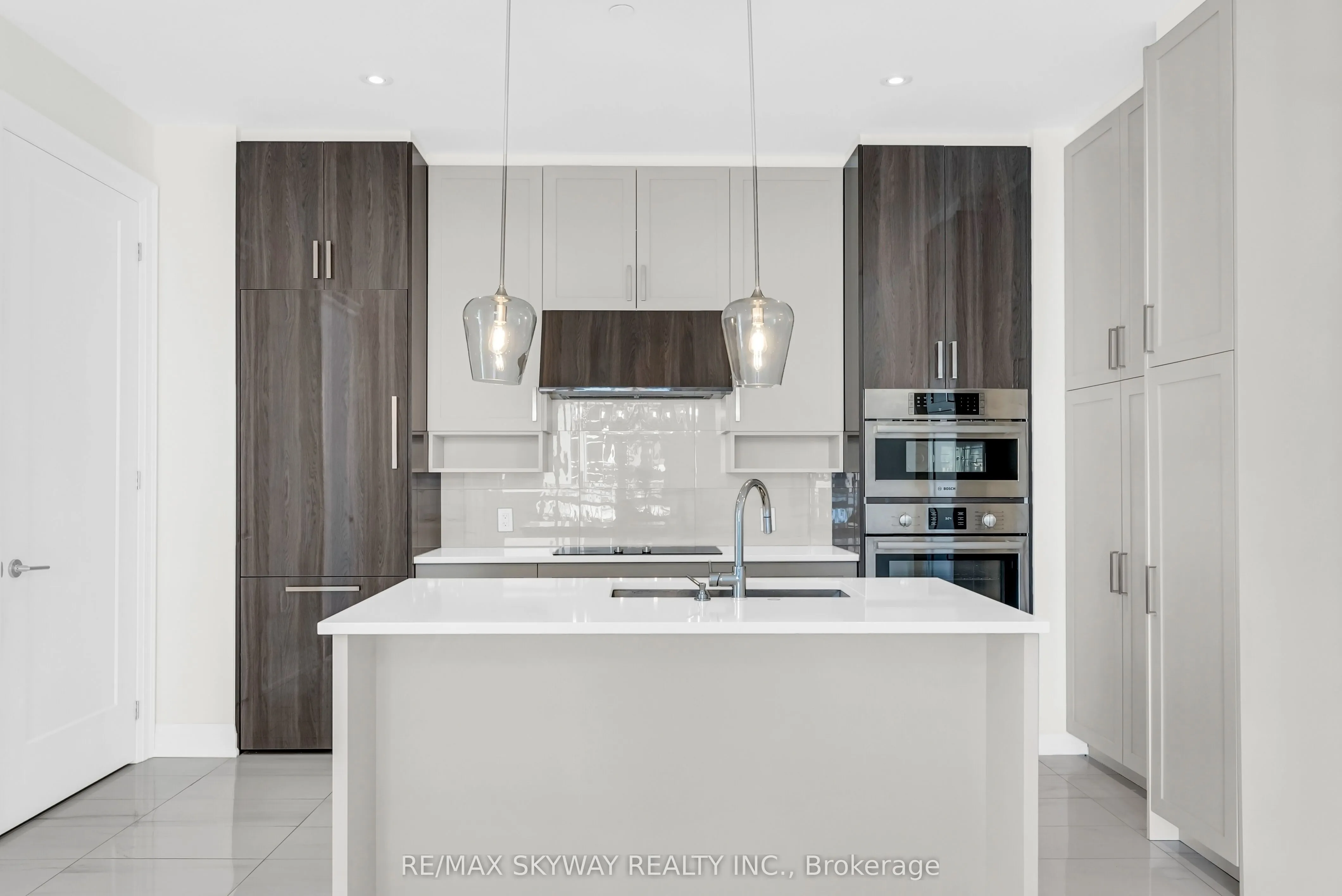 42 Mill Street, #105