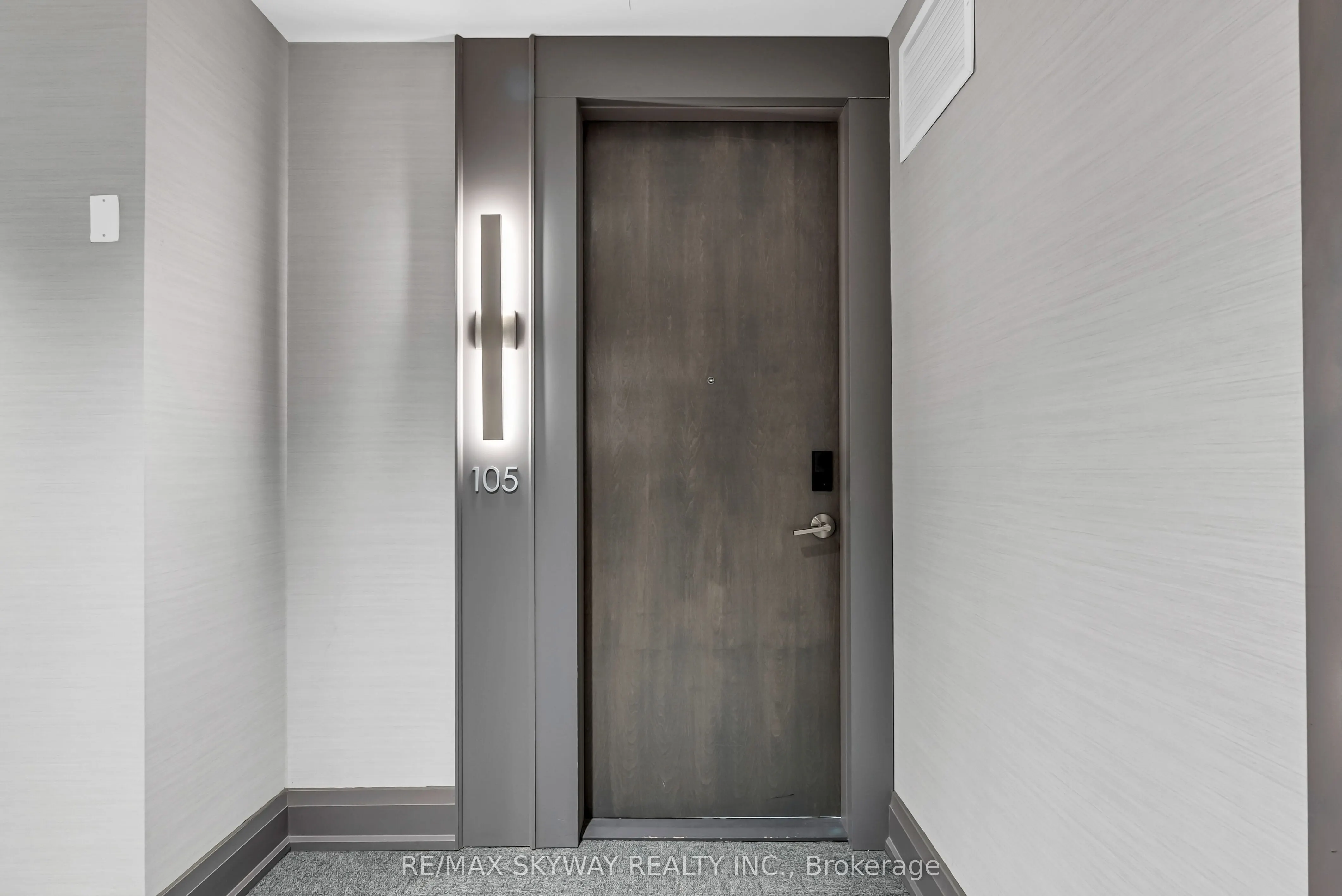 42 Mill Street, #105