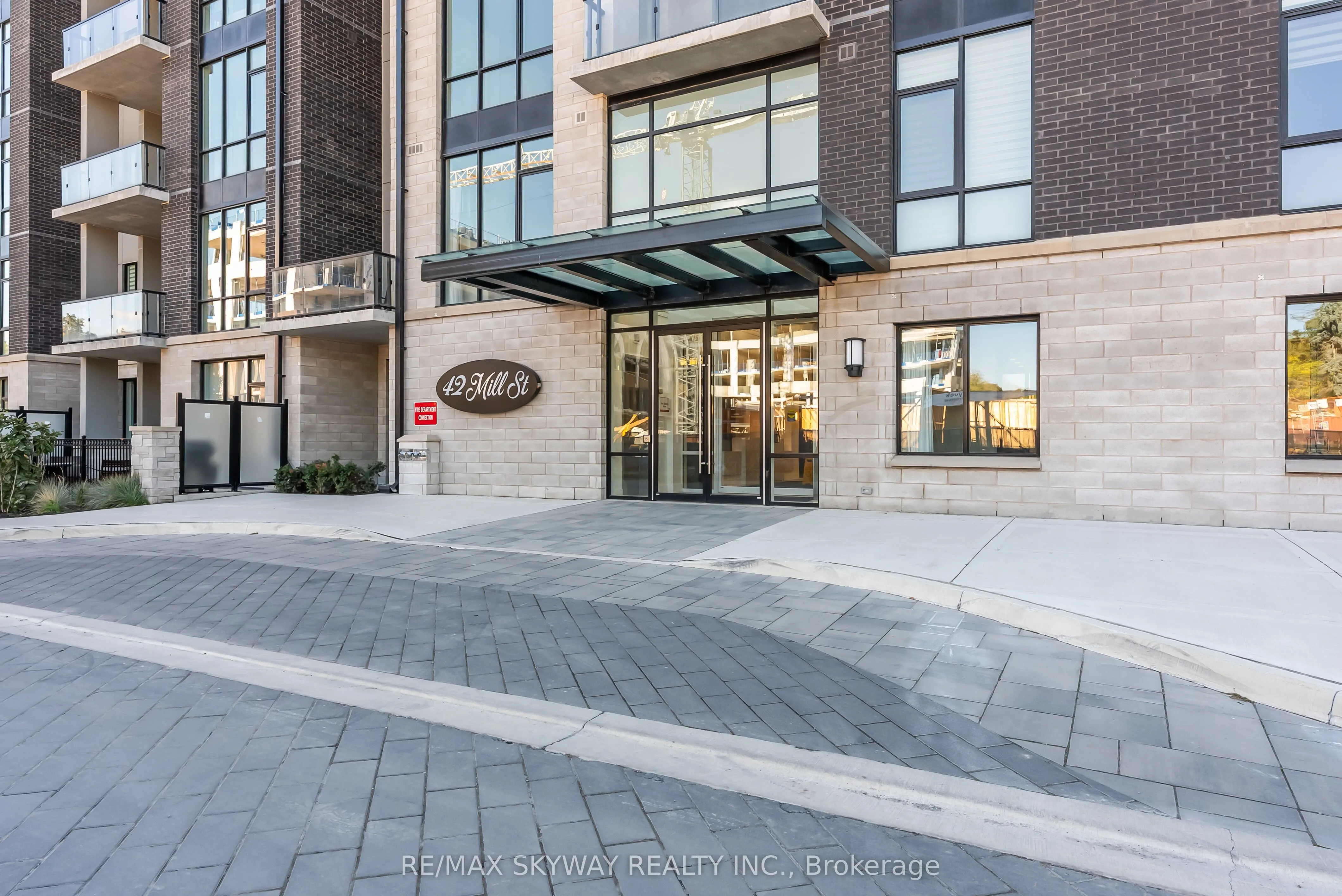 42 Mill Street, #105