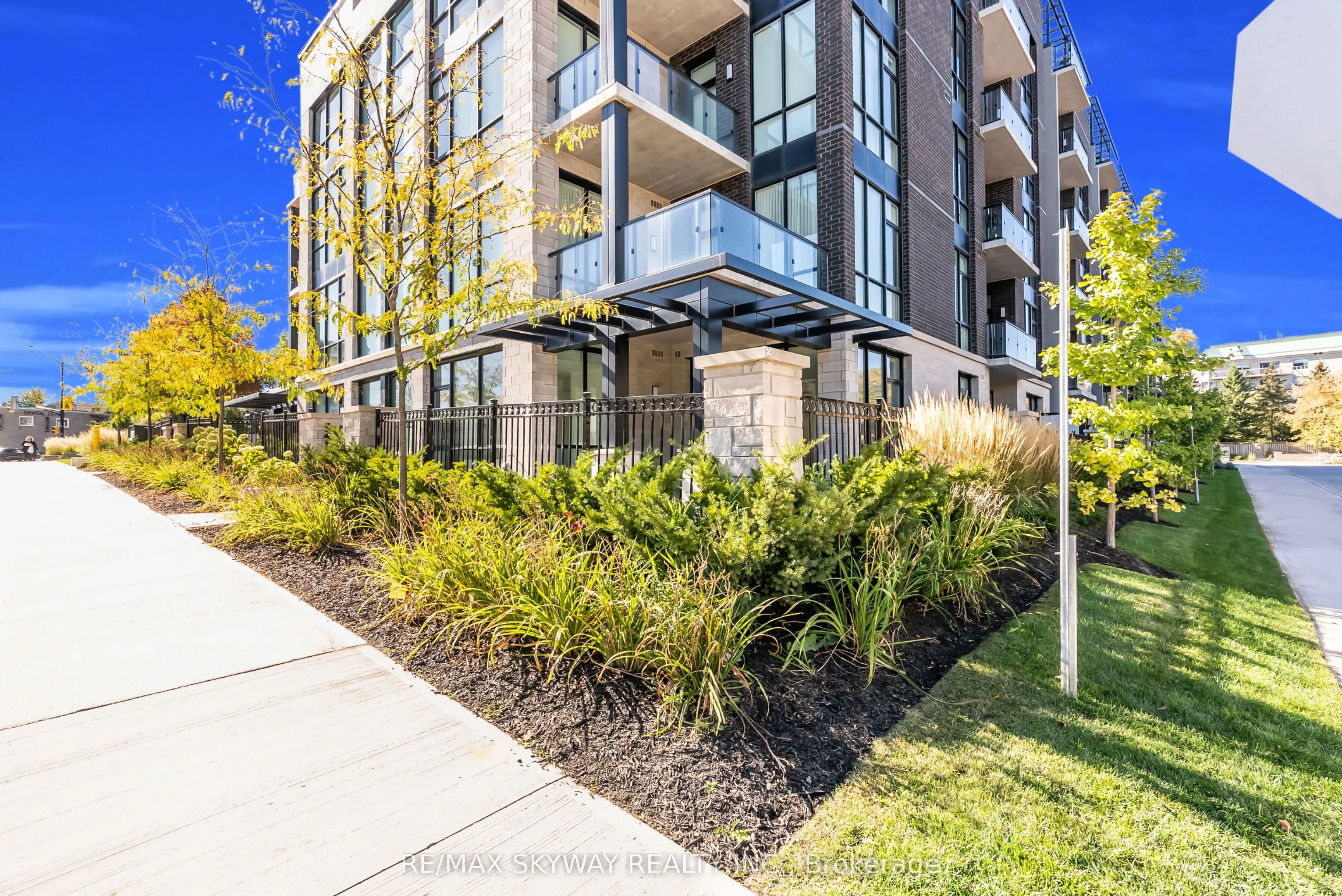 42 Mill Street, #105